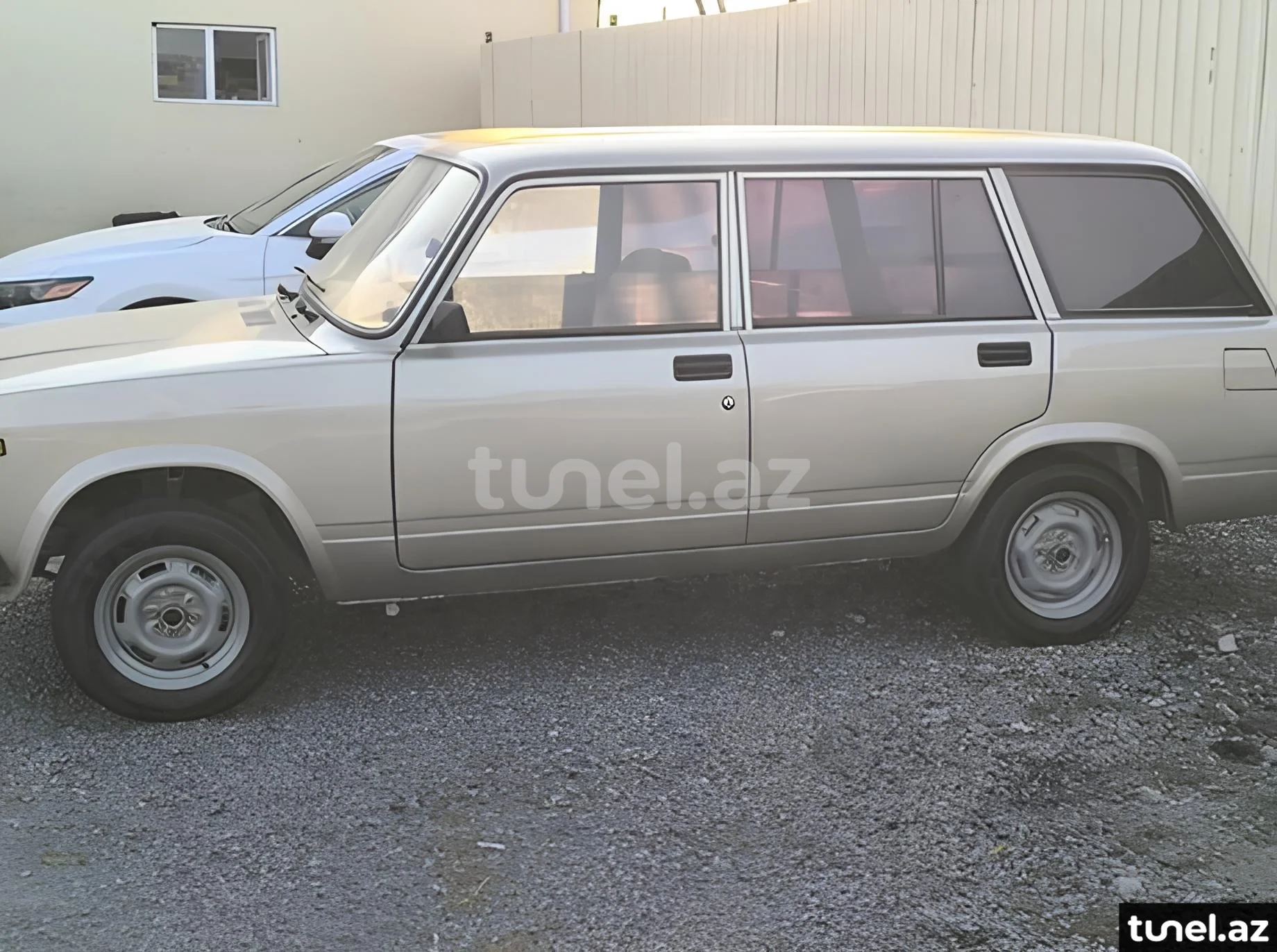 LADA (VAZ) 2104 2011