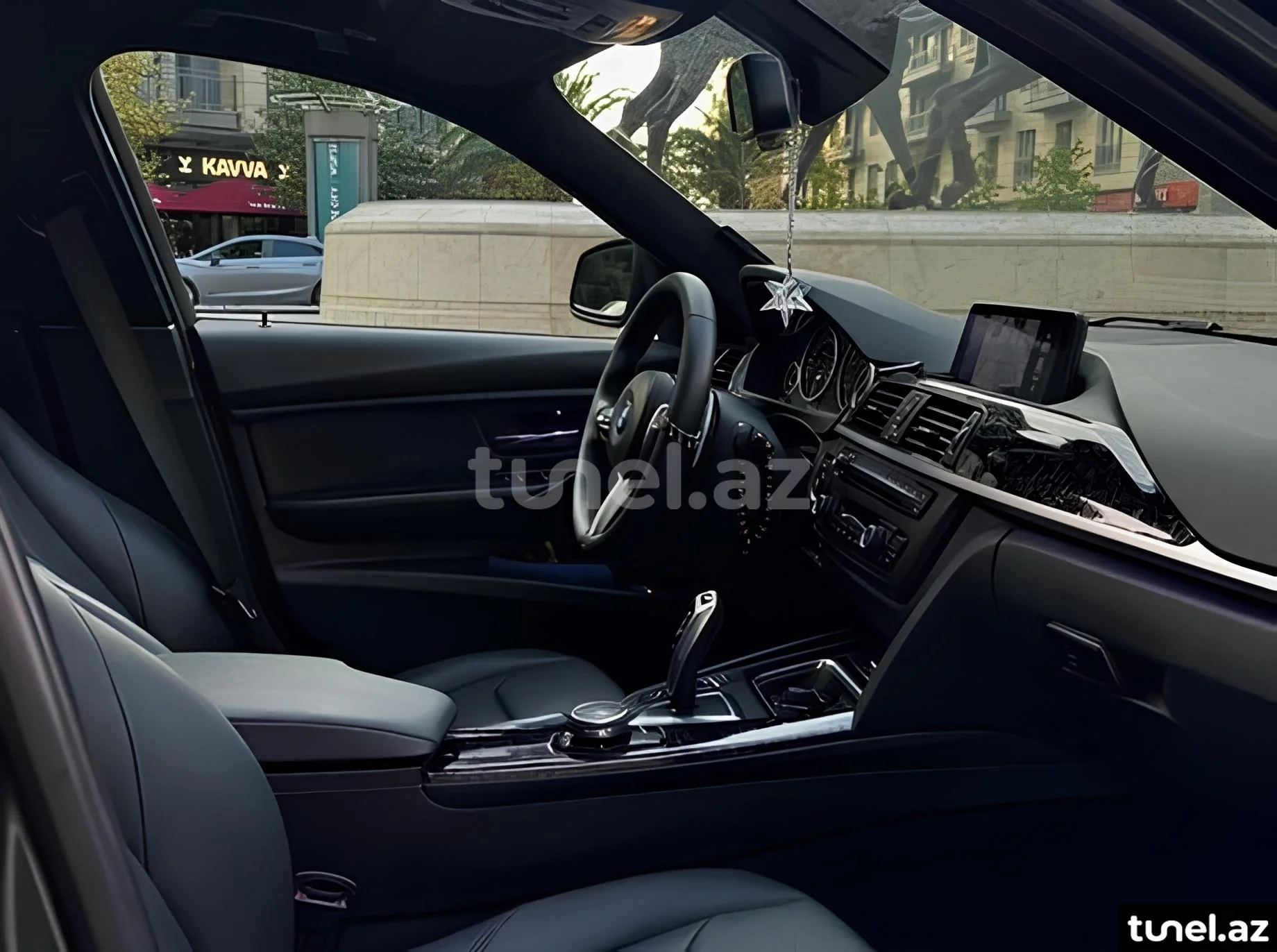 BMW 328 2015