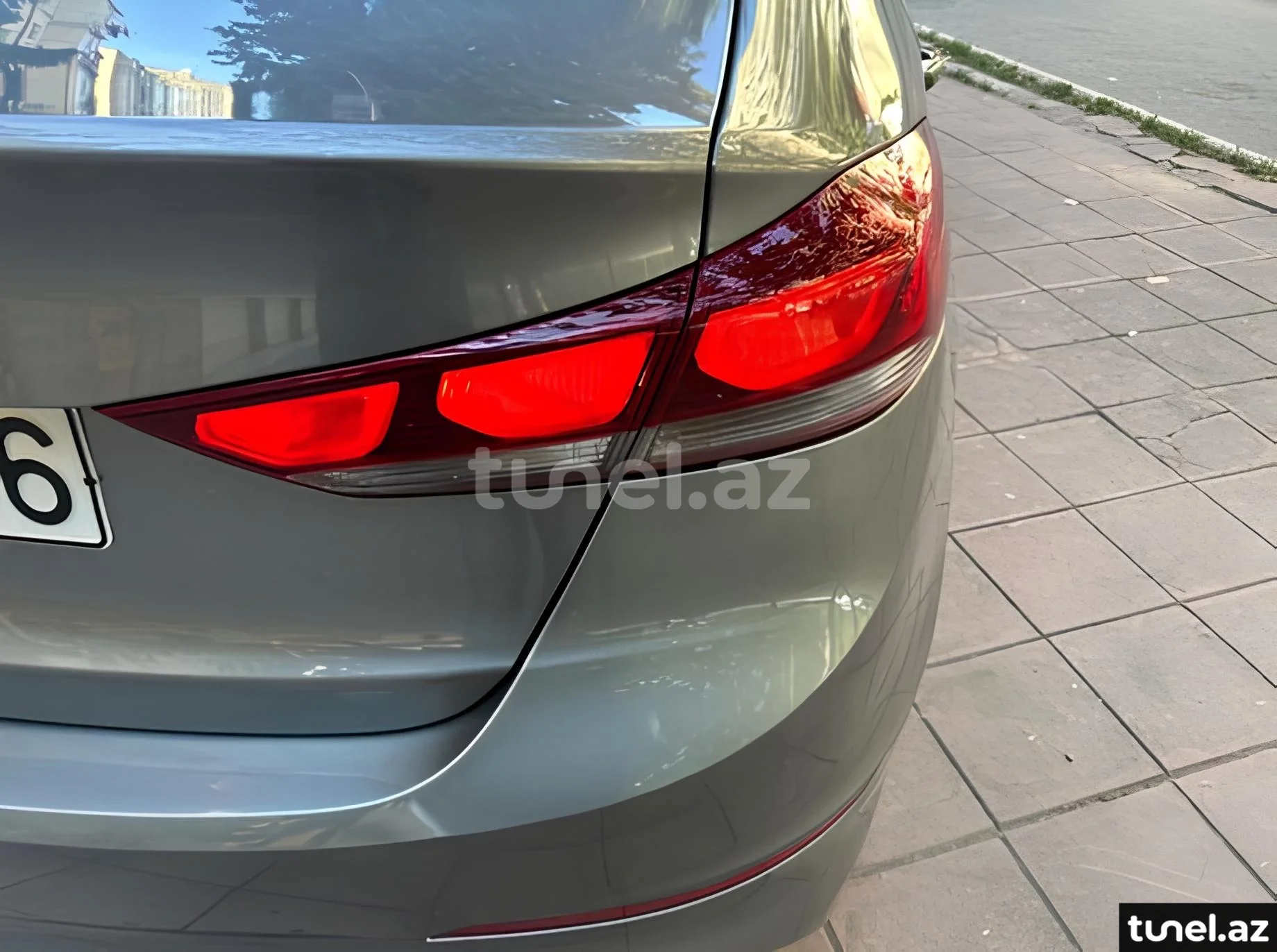 Hyundai Elantra 2018
