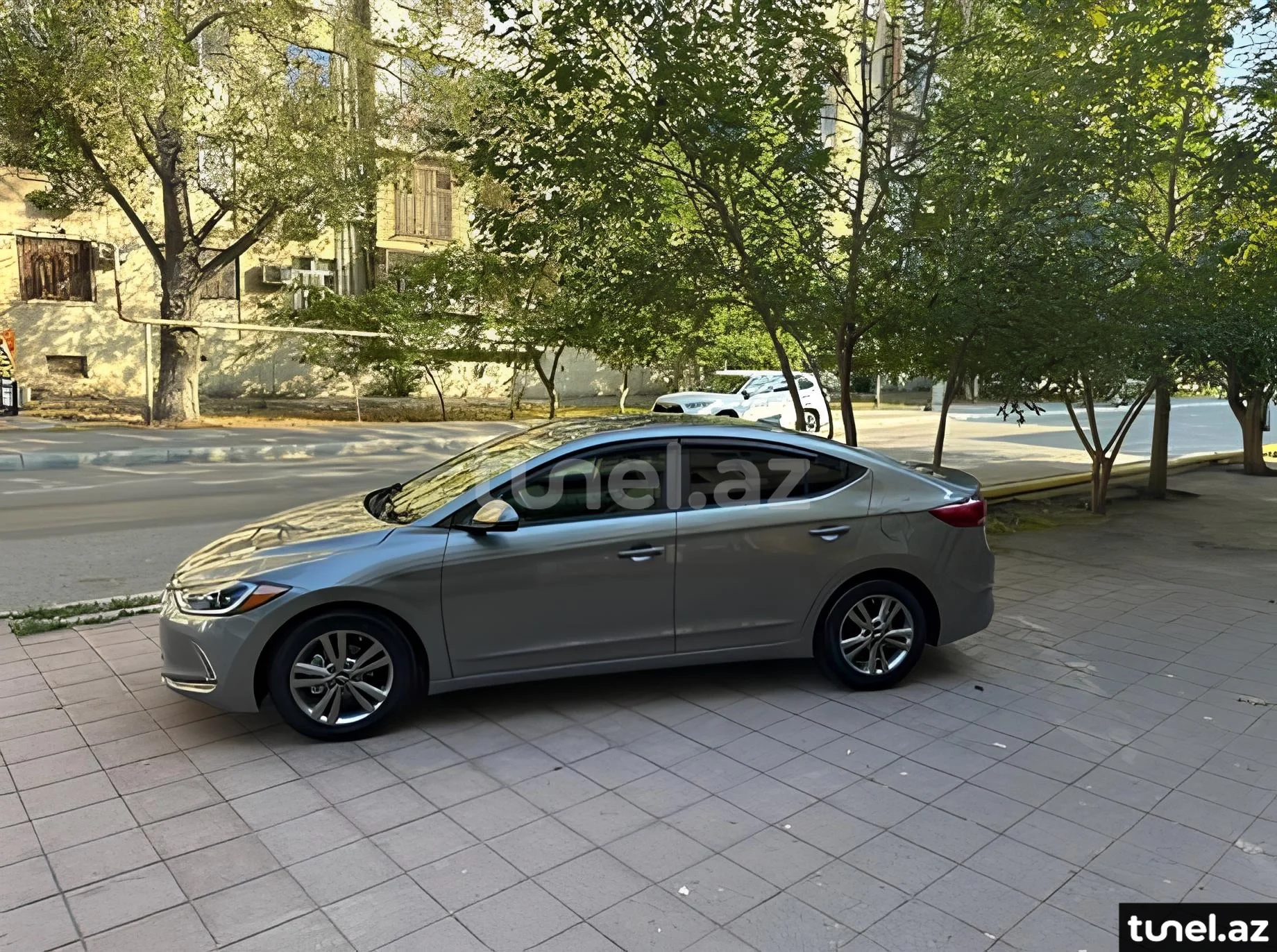 Hyundai Elantra 2018