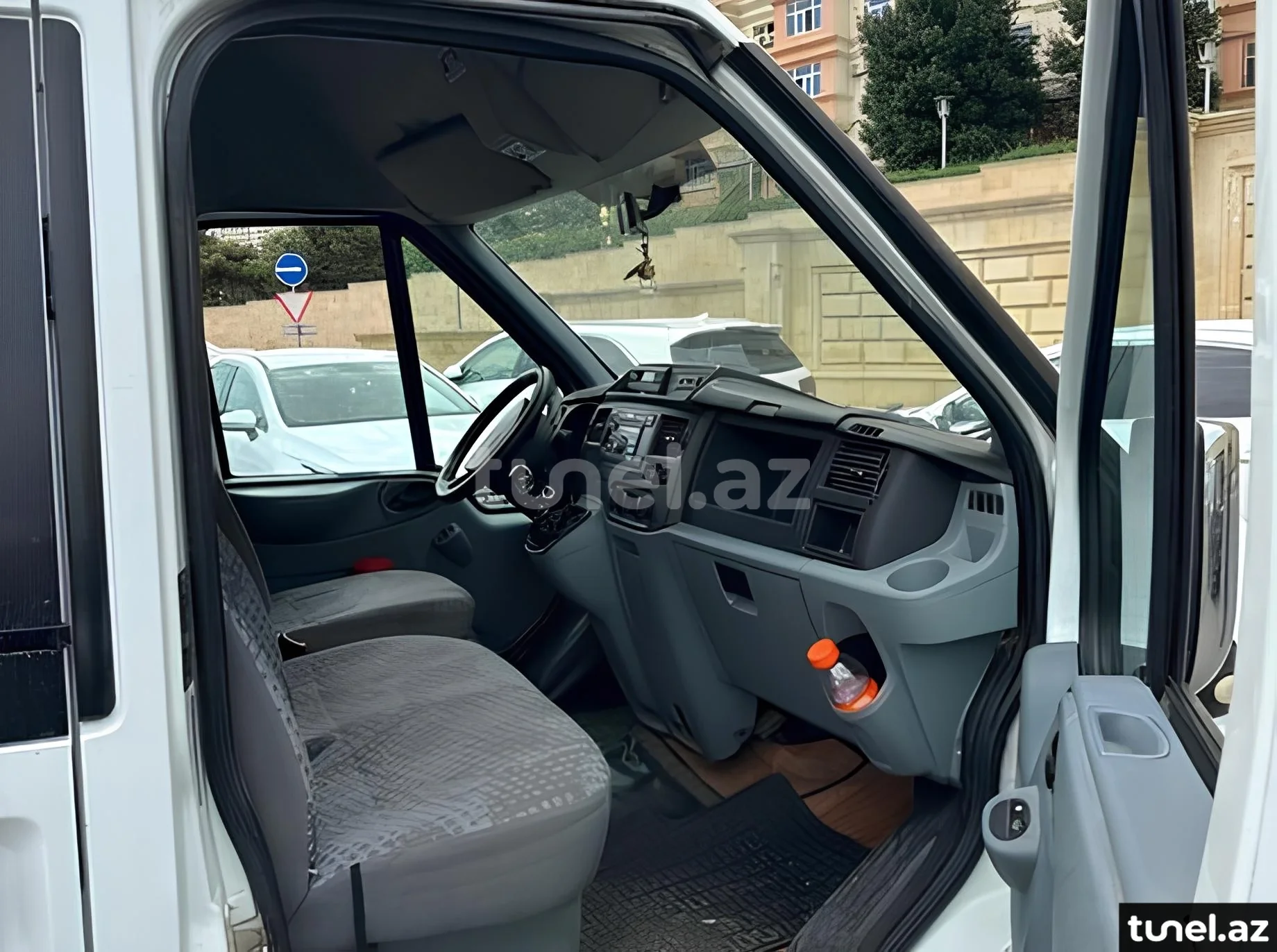 Ford Transit 2012