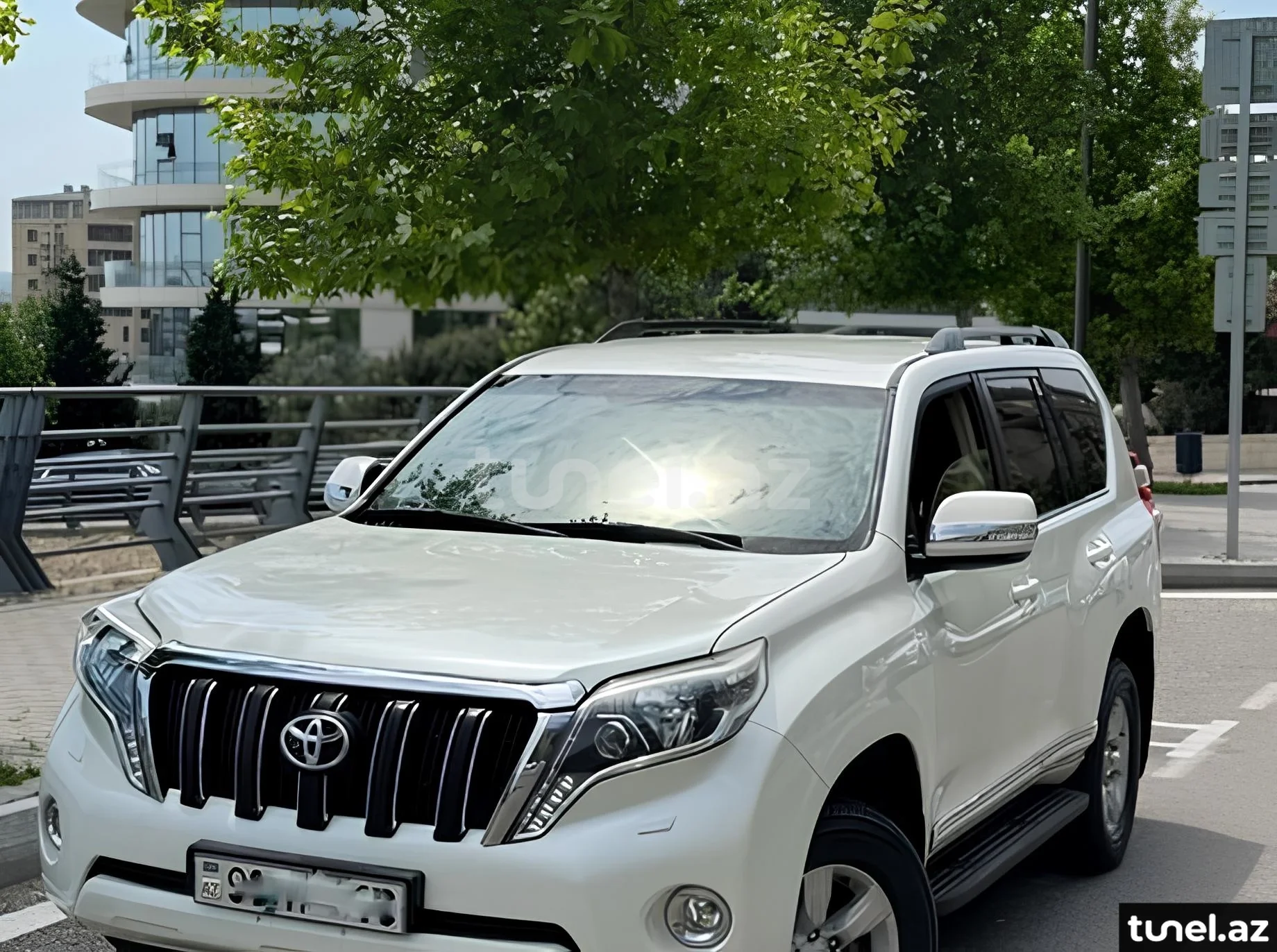 Toyota Land Cruiser Prado 2014