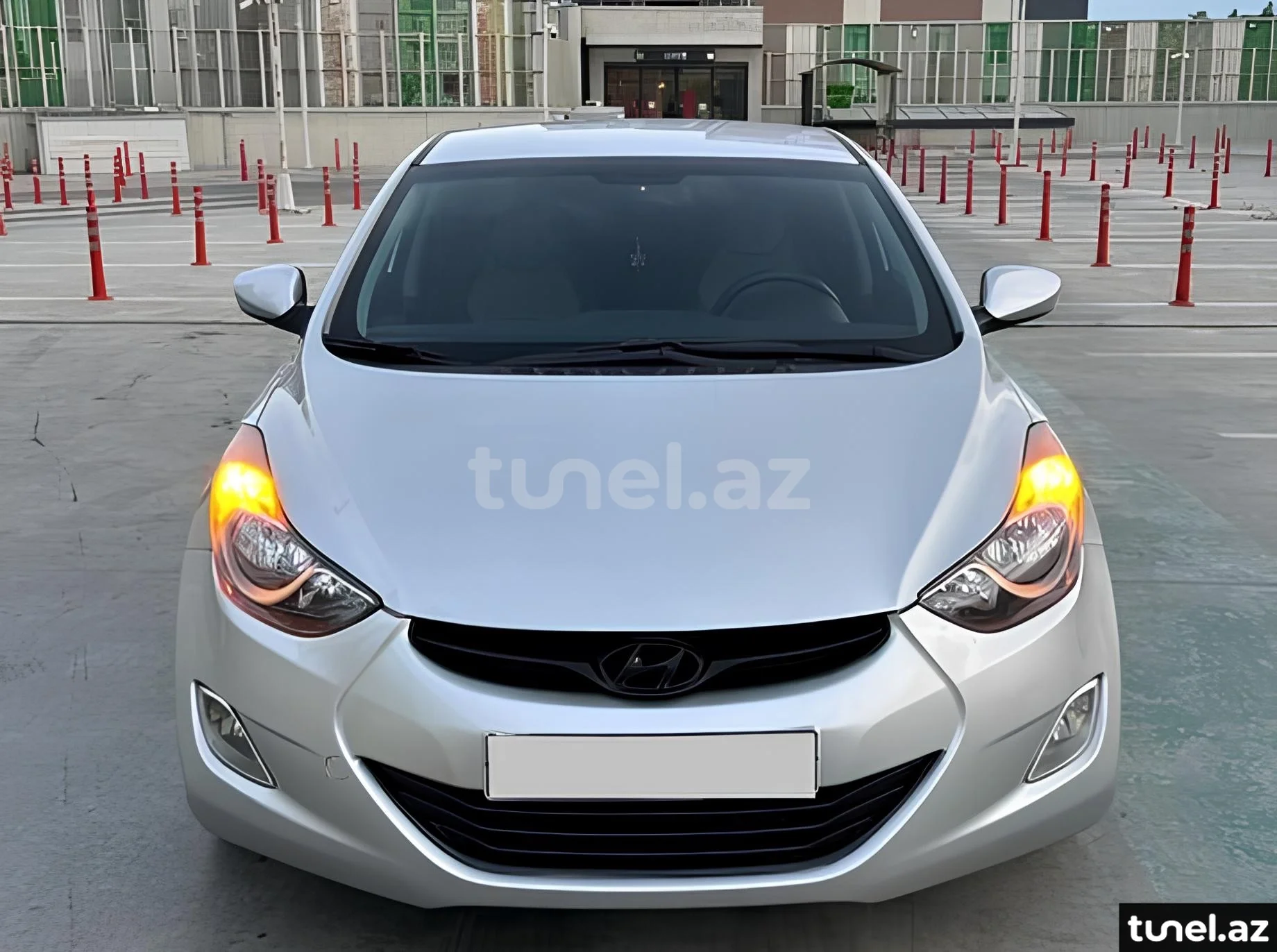 Hyundai Elantra 2013