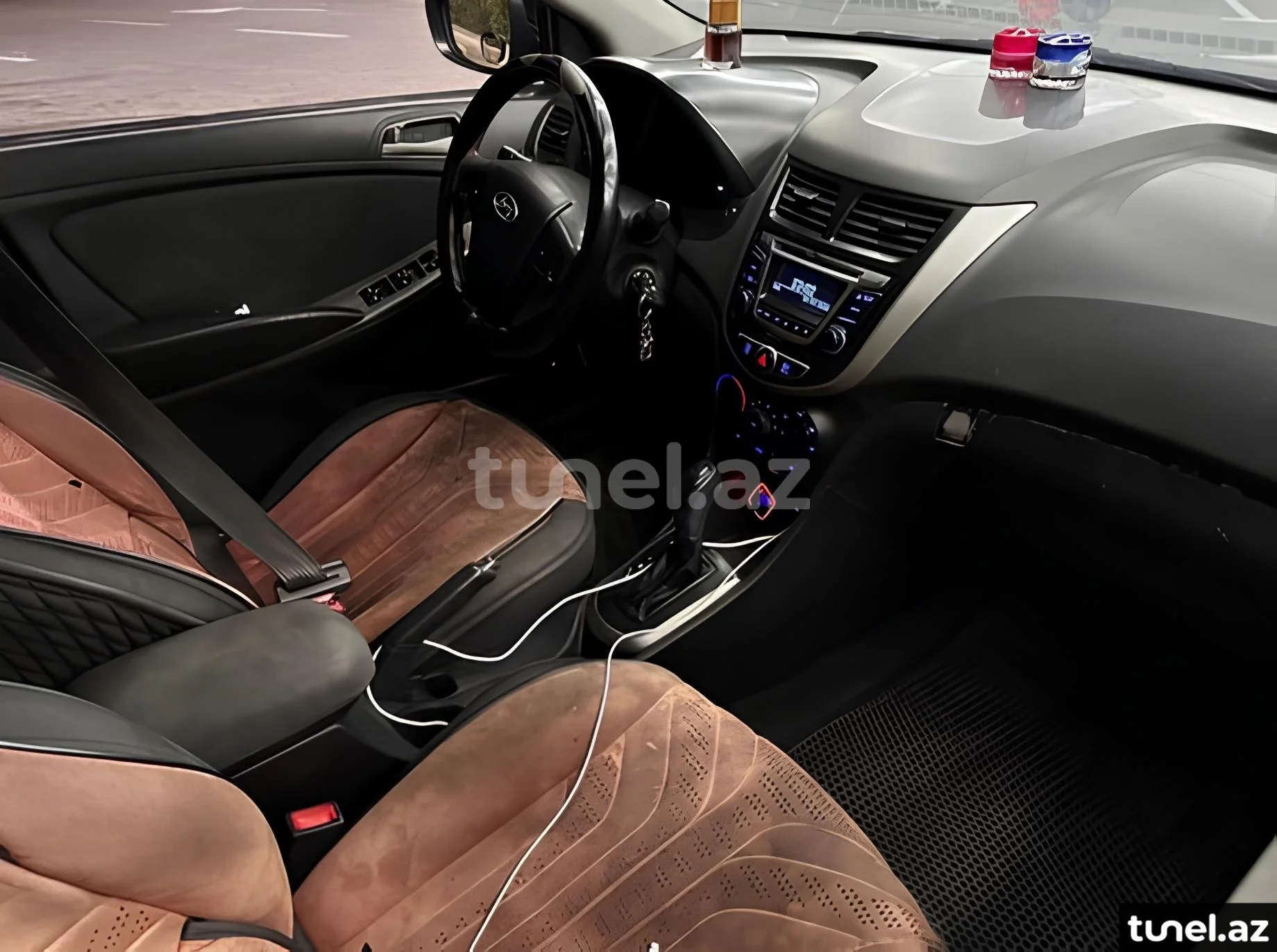 Hyundai Accent 2015