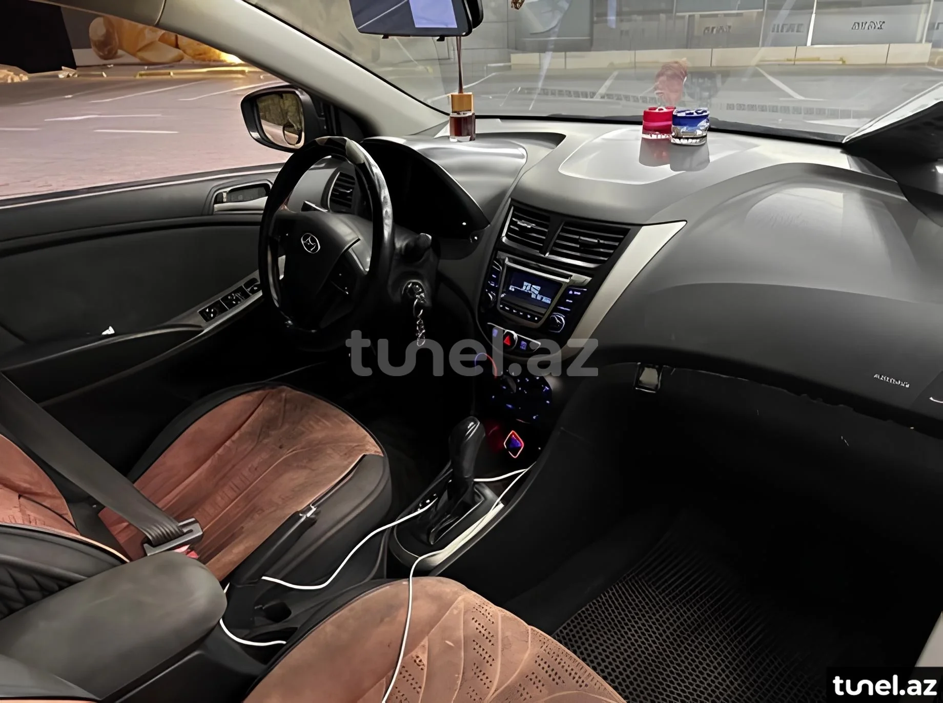Hyundai Accent 2015