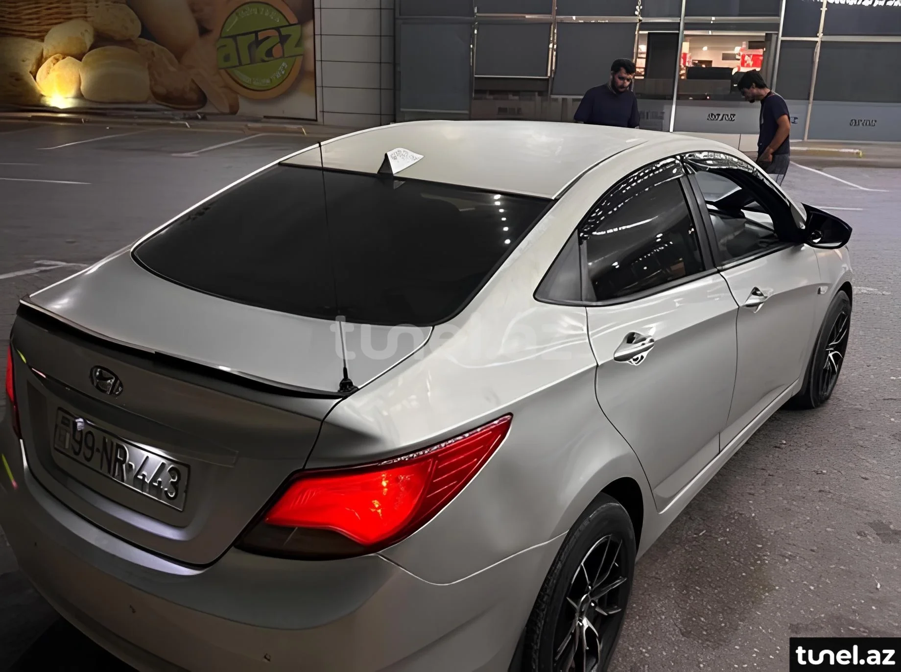 Hyundai Accent 2015