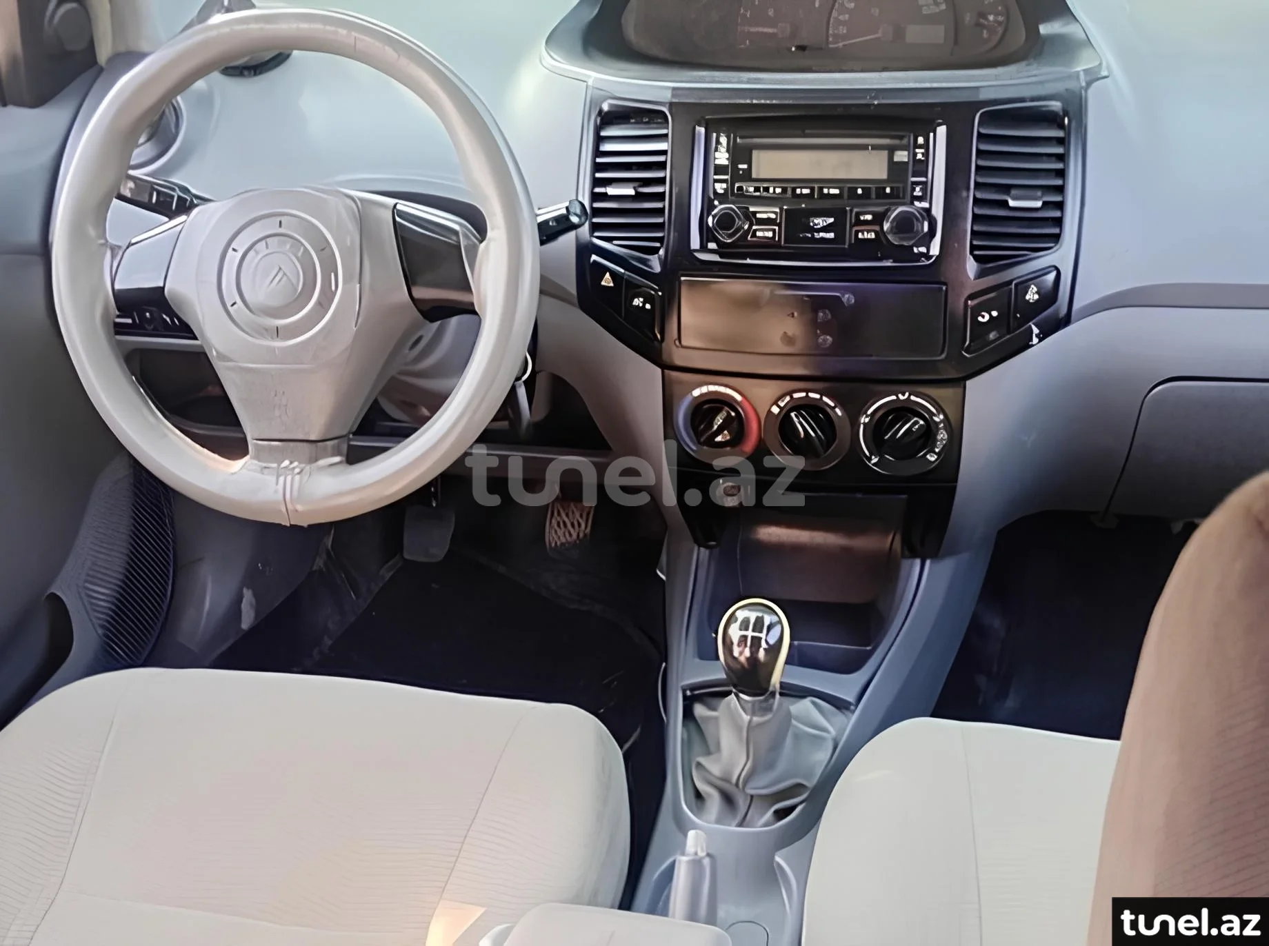 Geely MK 2012