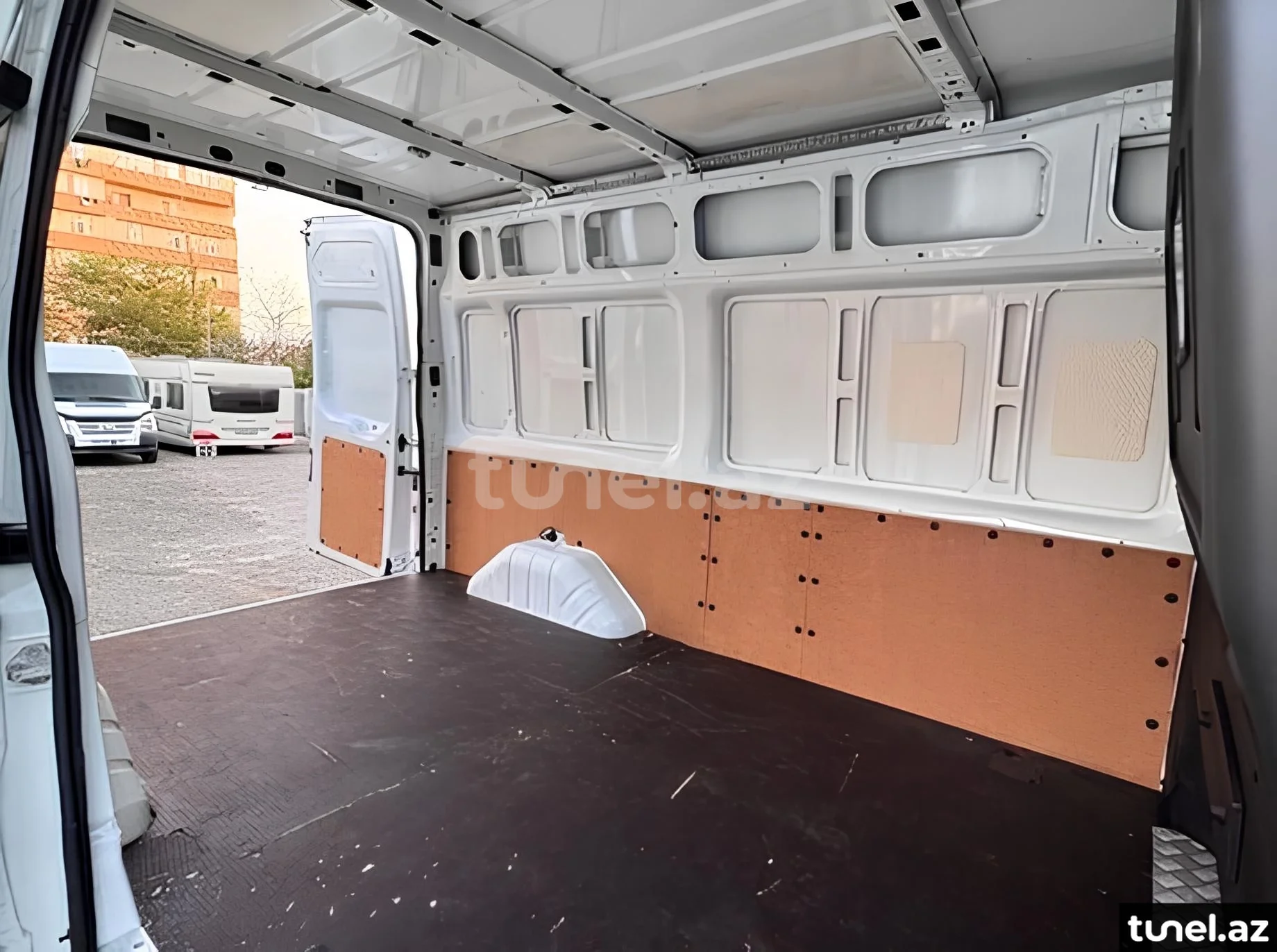 Ford Transit 2011