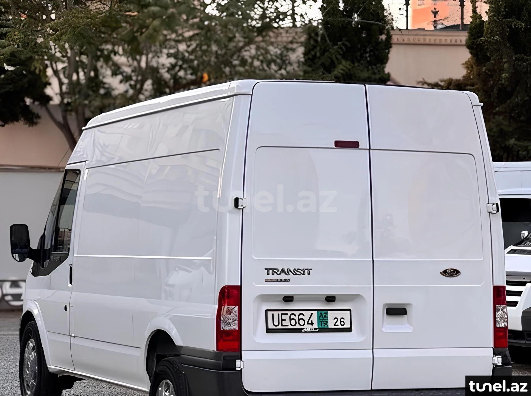 Ford Transit 2011