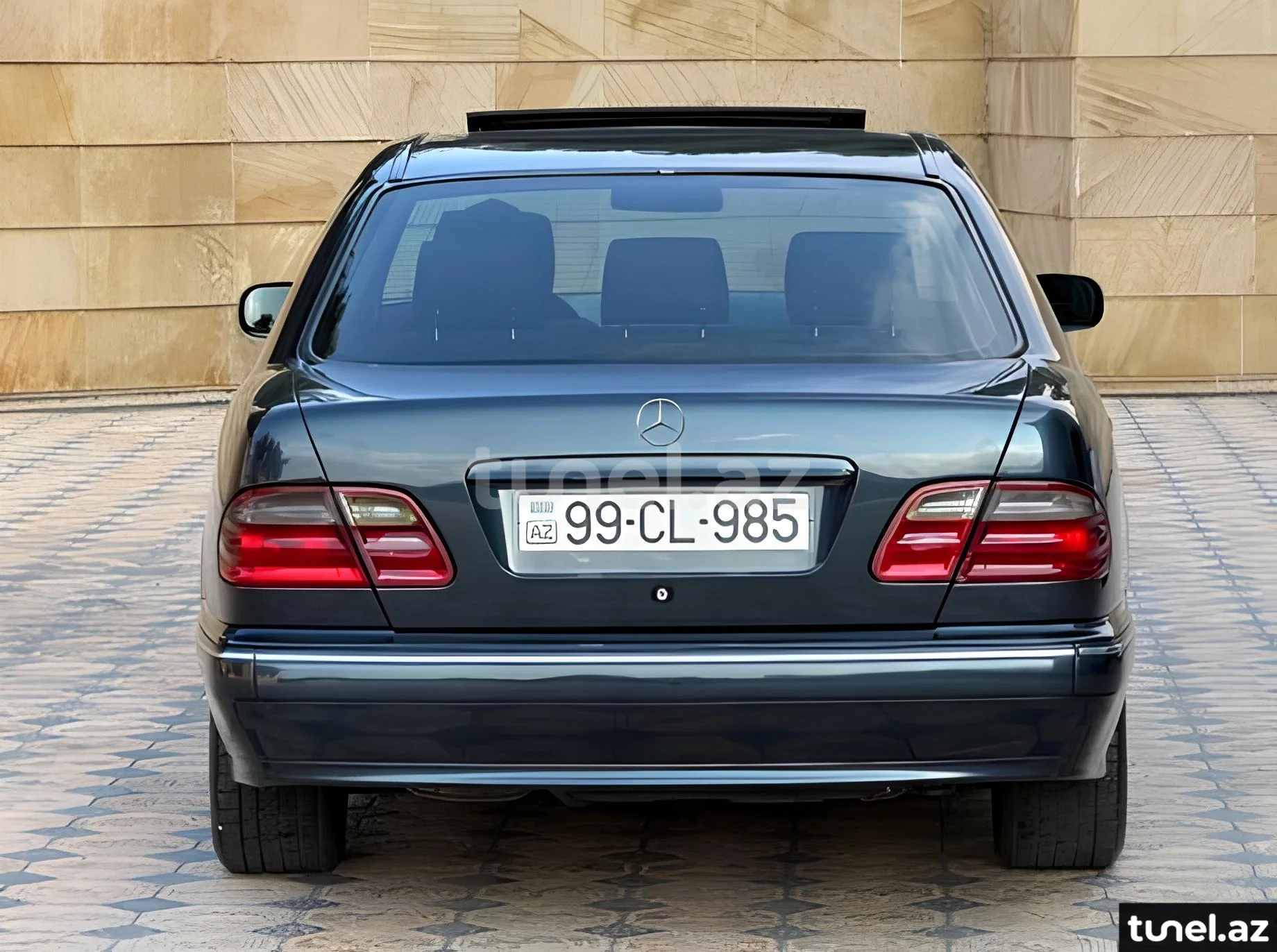 Mercedes E 270 2000