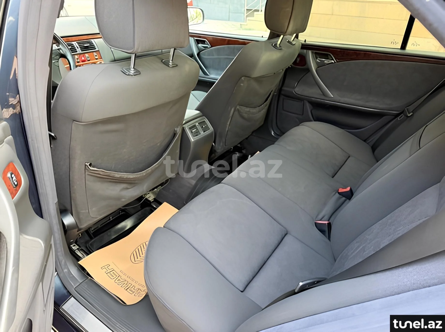 Mercedes E 270 2000