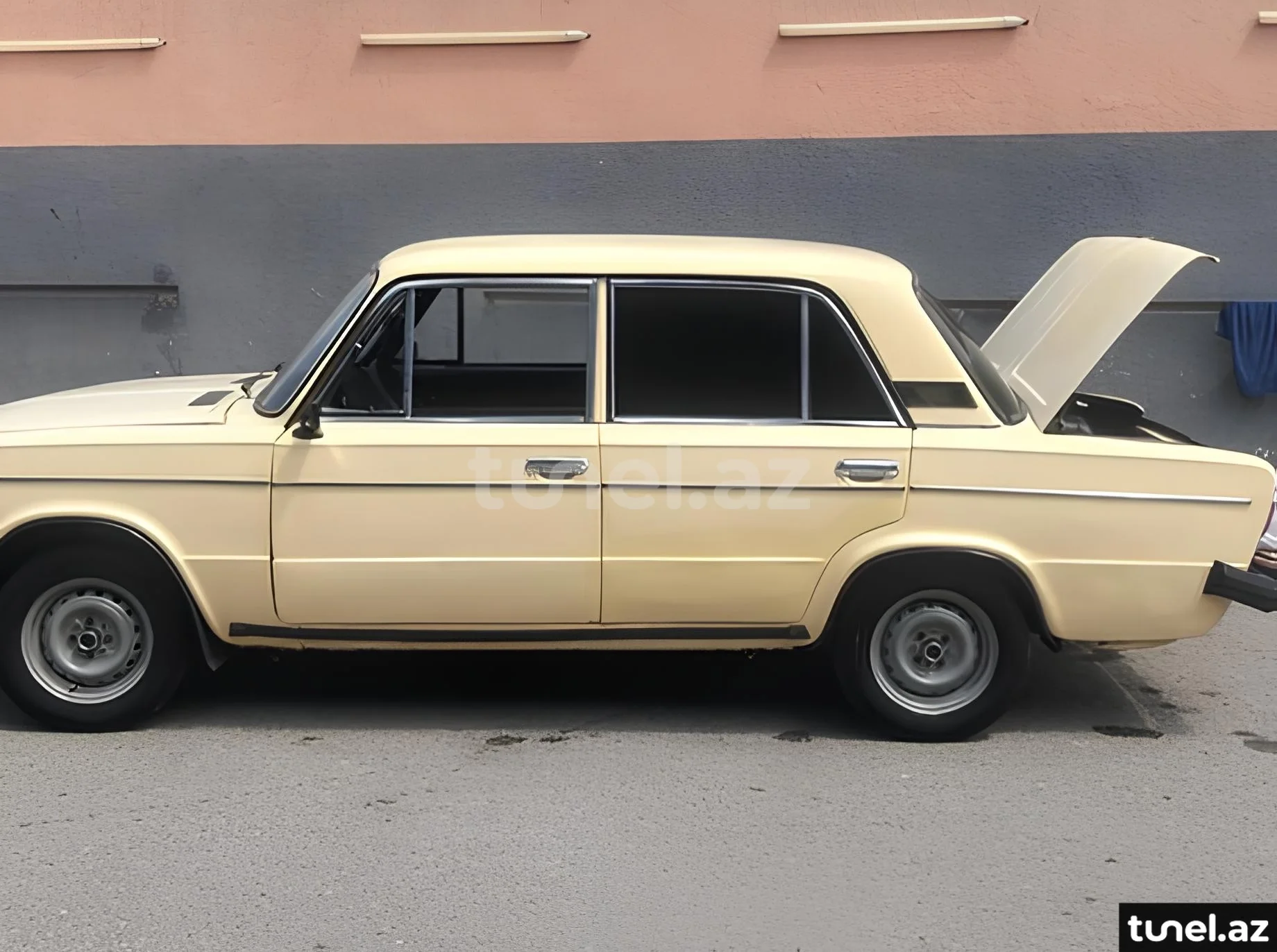 LADA (VAZ) 2106 1988