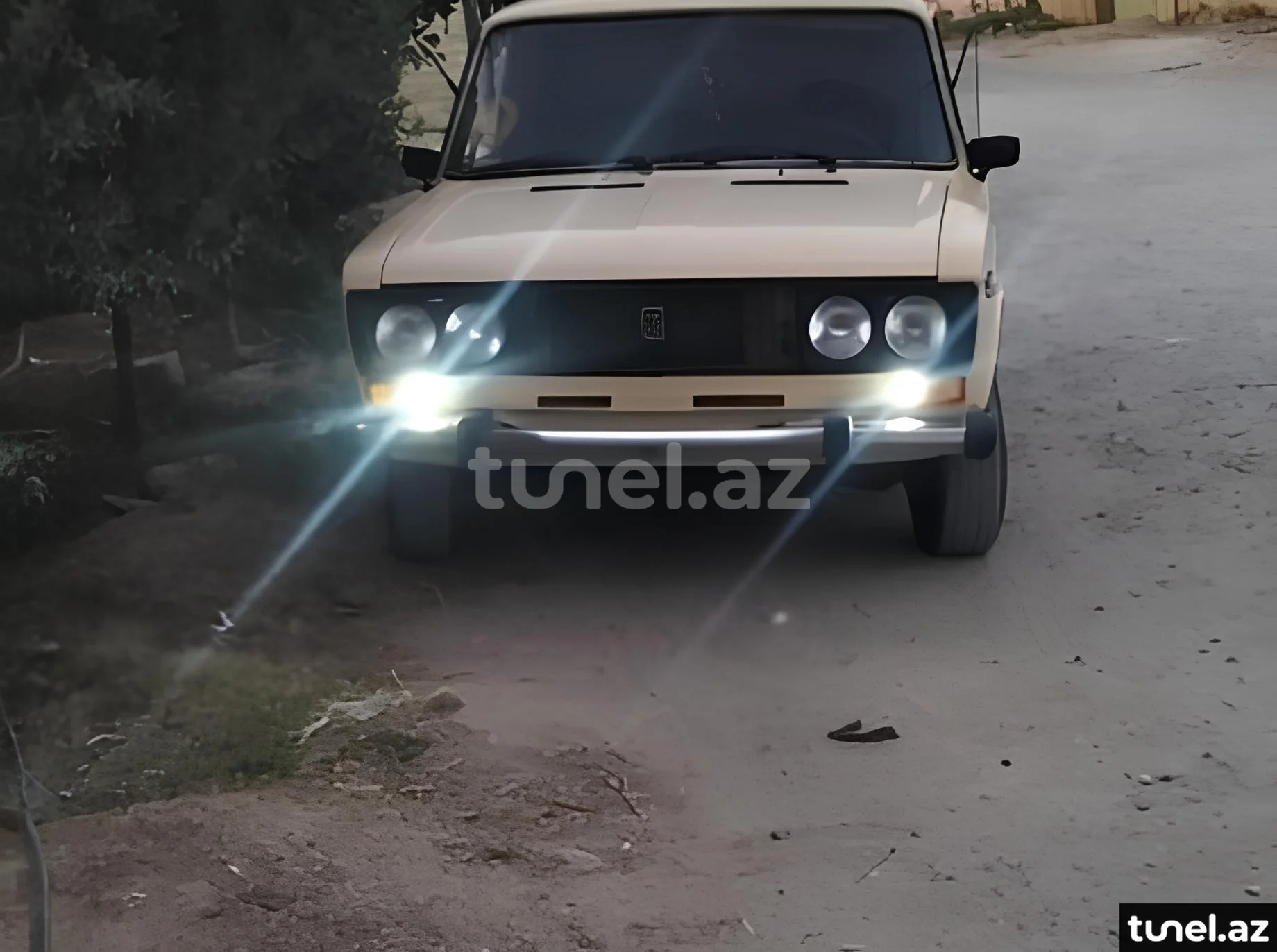 LADA (VAZ) 2106 1988