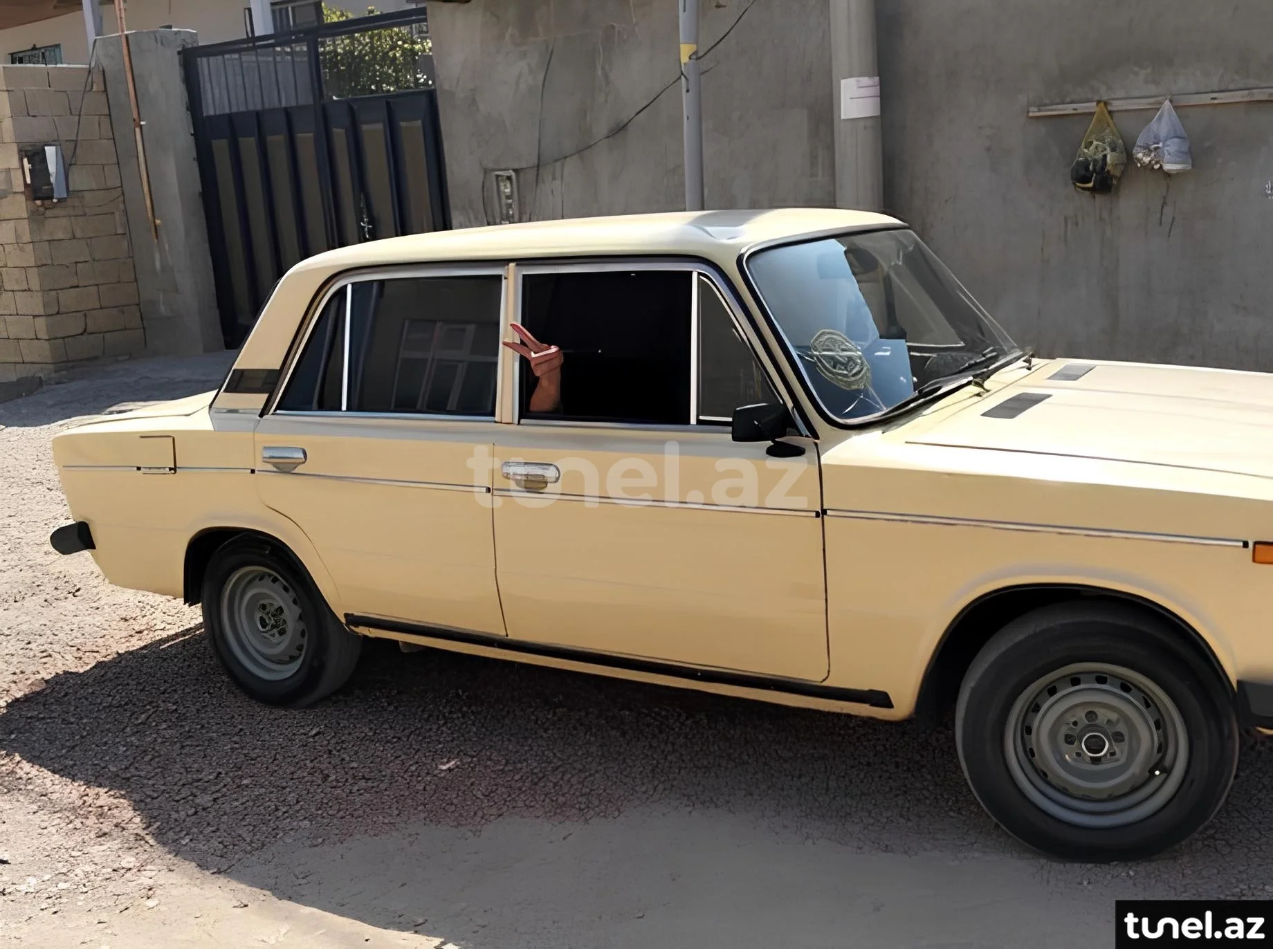 LADA (VAZ) 2106 1988
