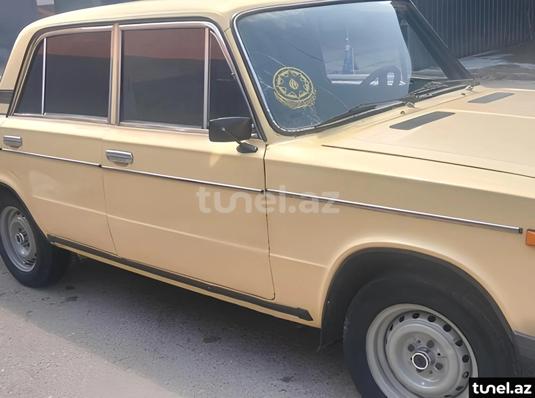 LADA (VAZ) 2106 1988
