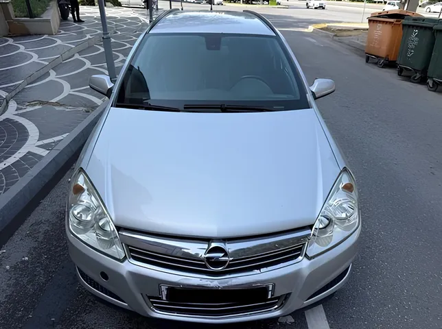 Opel Astra, 1.3 L, 2008 i̇l, 345 000 km, Bakı - Qiymət: 7 900 ₼ - Tunel.az