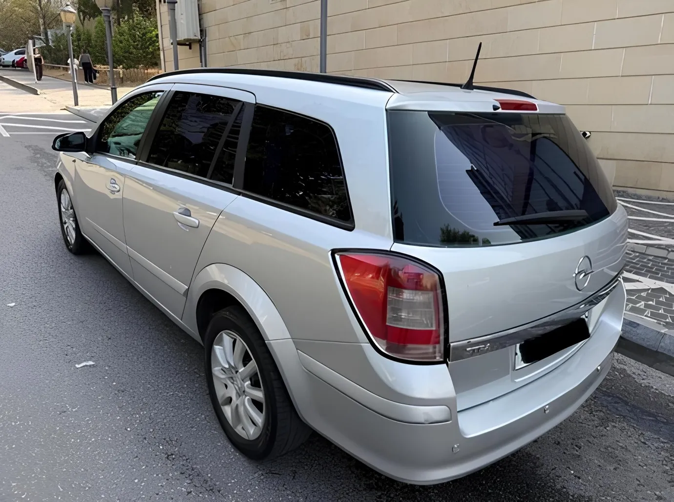 Opel Astra, 1.3 L, 2008 i̇l, 345 000 km, Bakı - Qiymət: 7 900 ₼ - Tunel.az