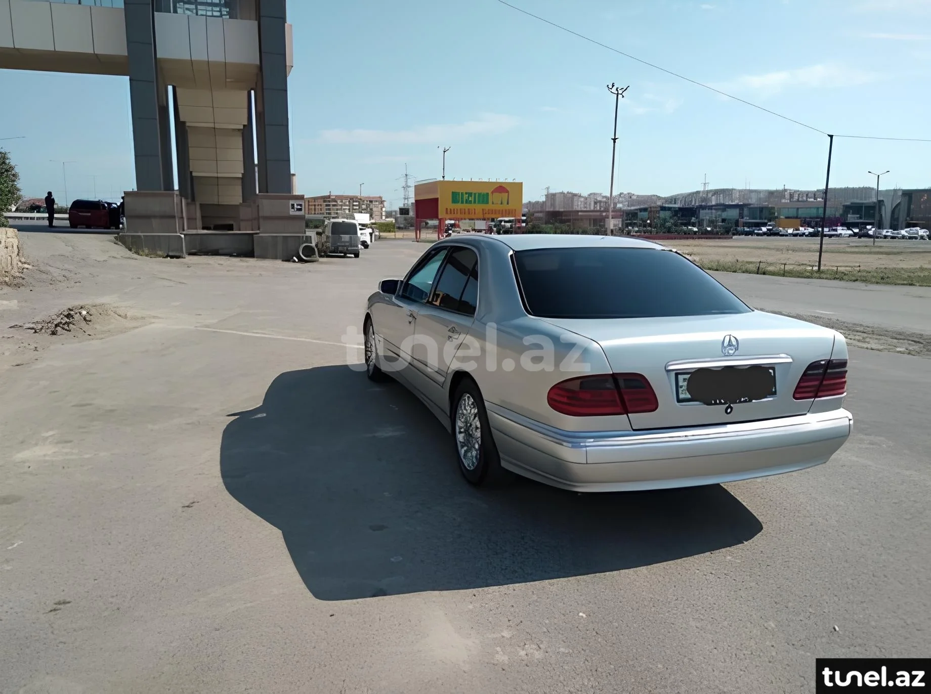 Mercedes E 240 2000
