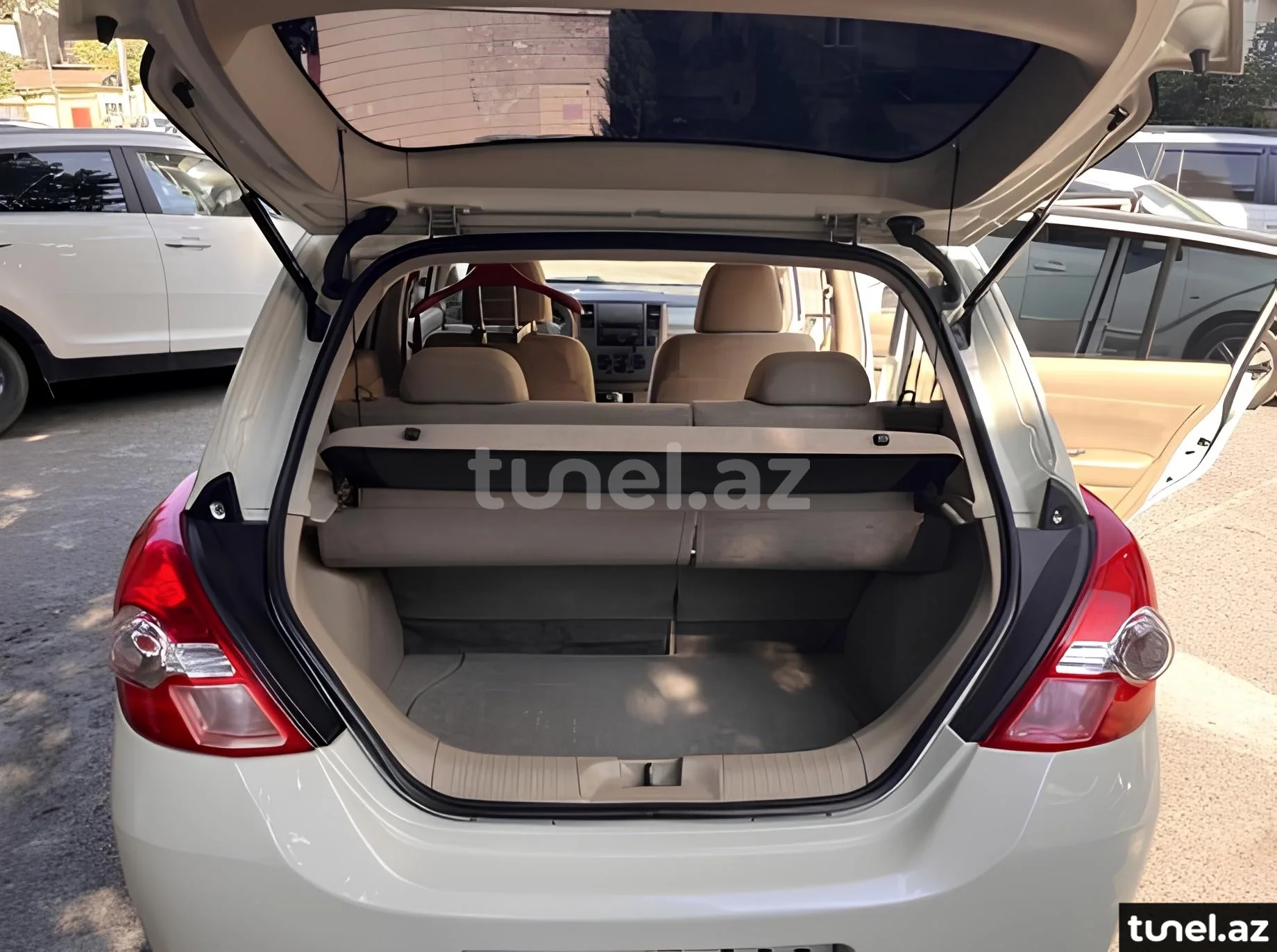 Nissan Tiida 2008