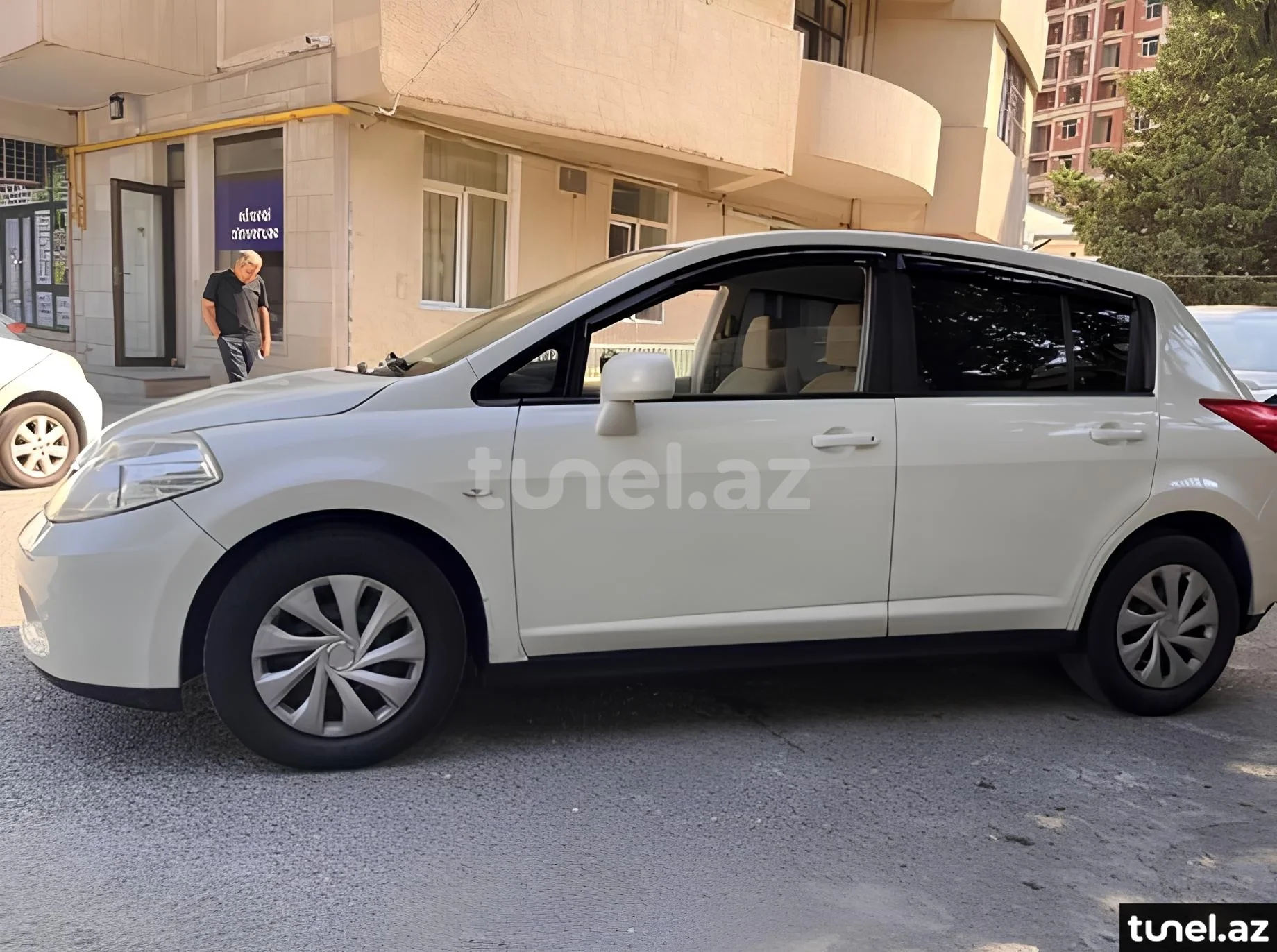 Nissan Tiida 2008