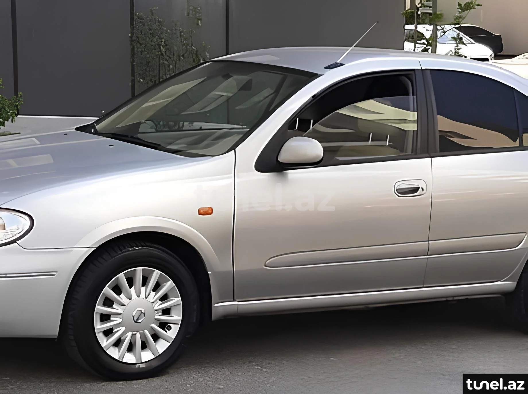 Nissan Sunny 2008