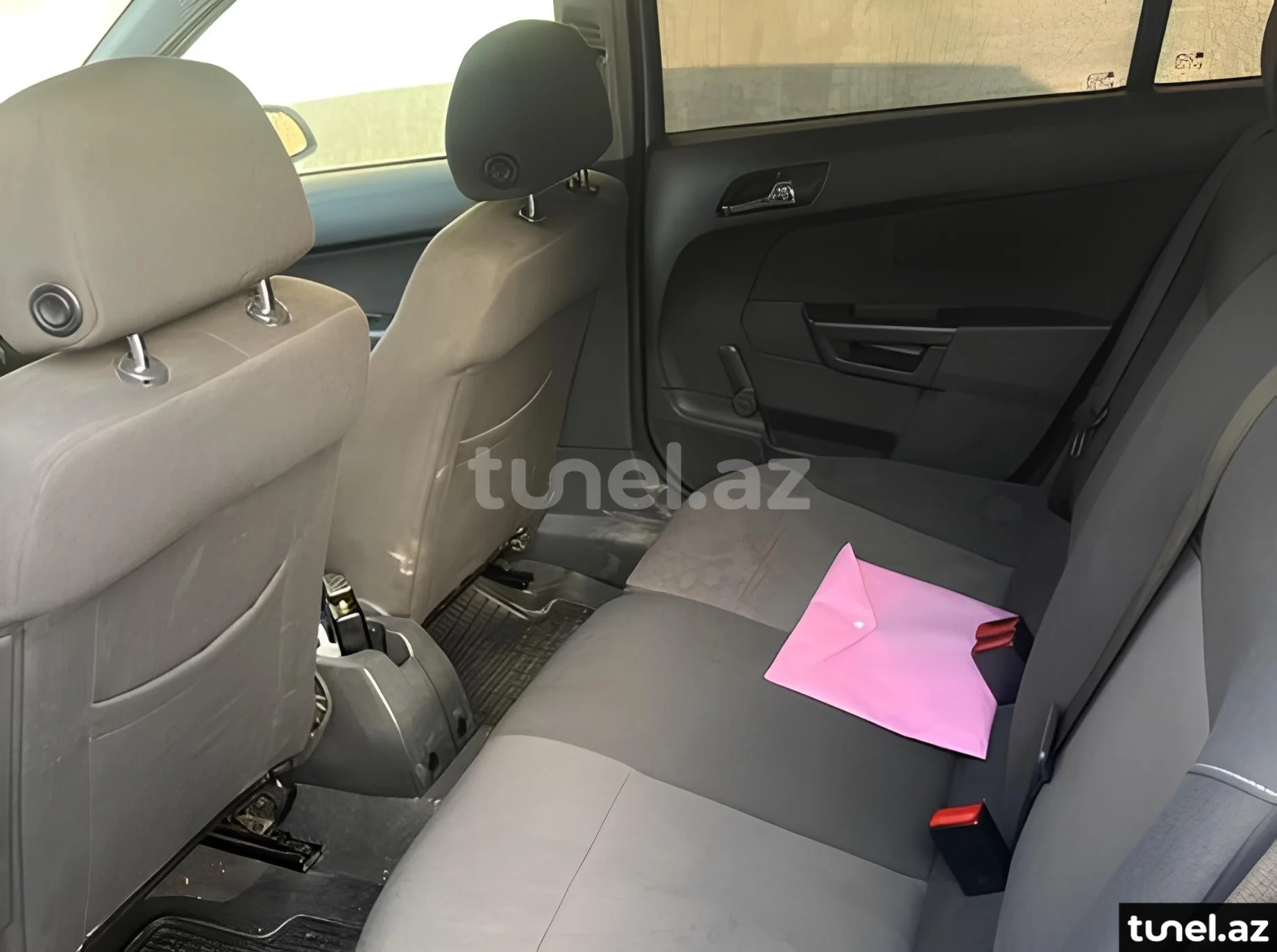 Opel Astra 2010