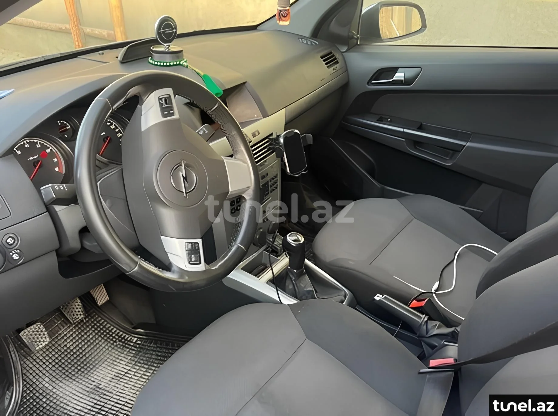 Opel Astra 2010