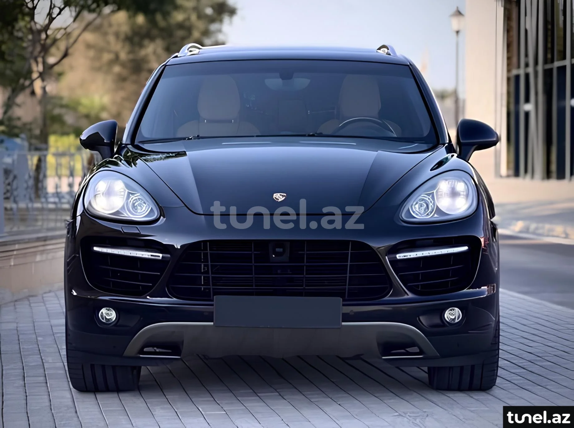 Porsche Cayenne Turbo 2011