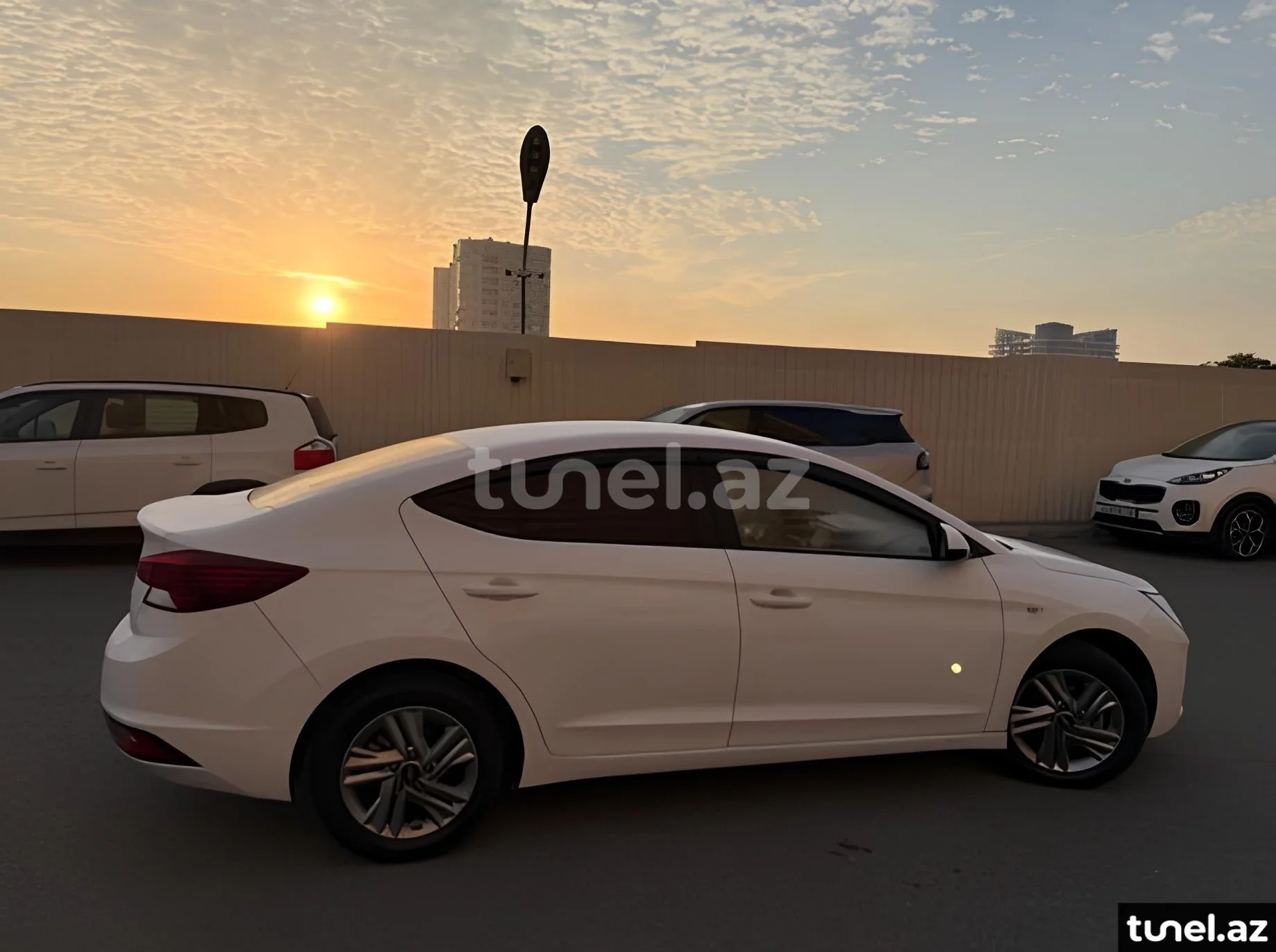 Hyundai Elantra 2019
