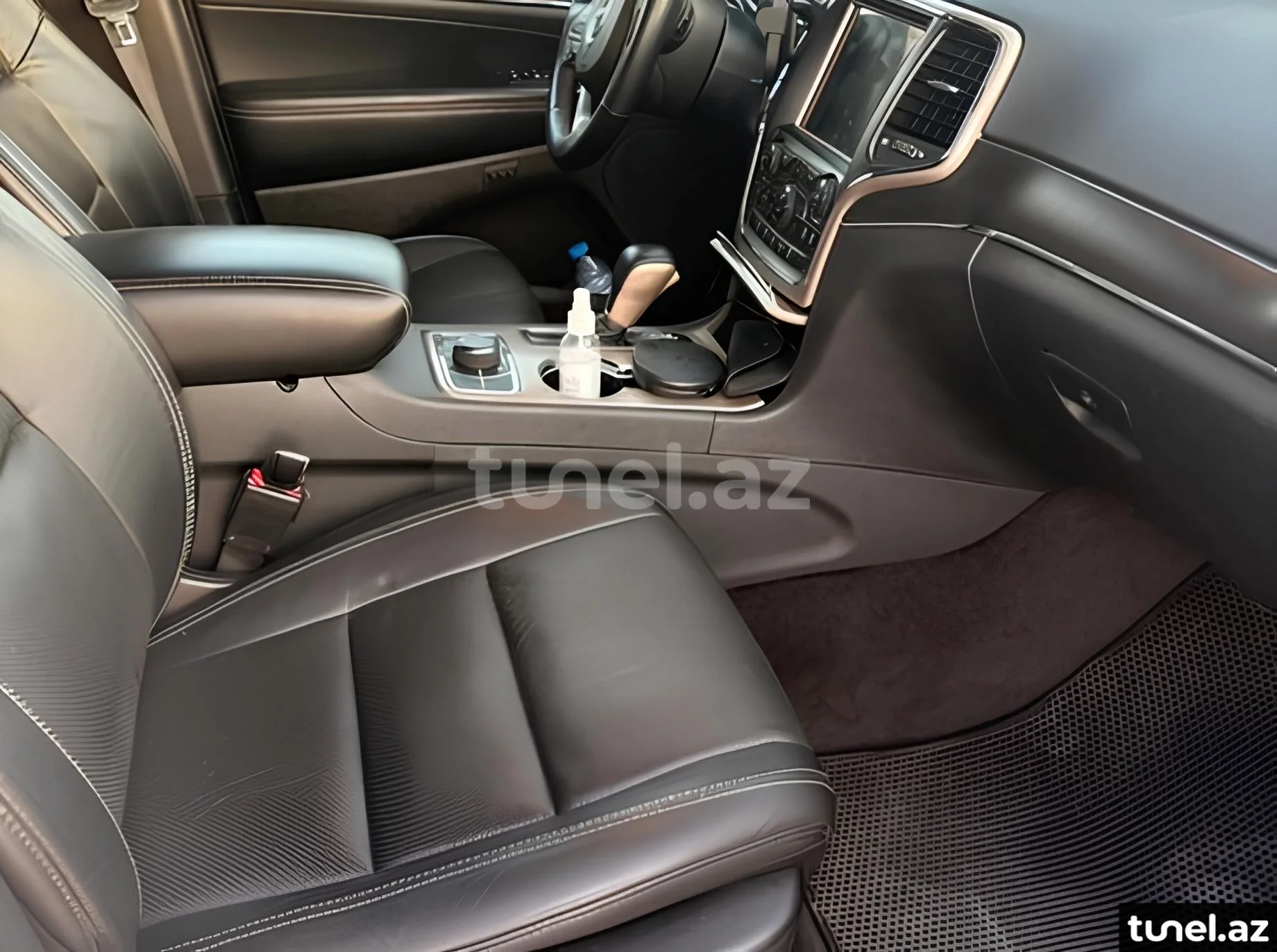 Jeep Grand Cherokee 2016