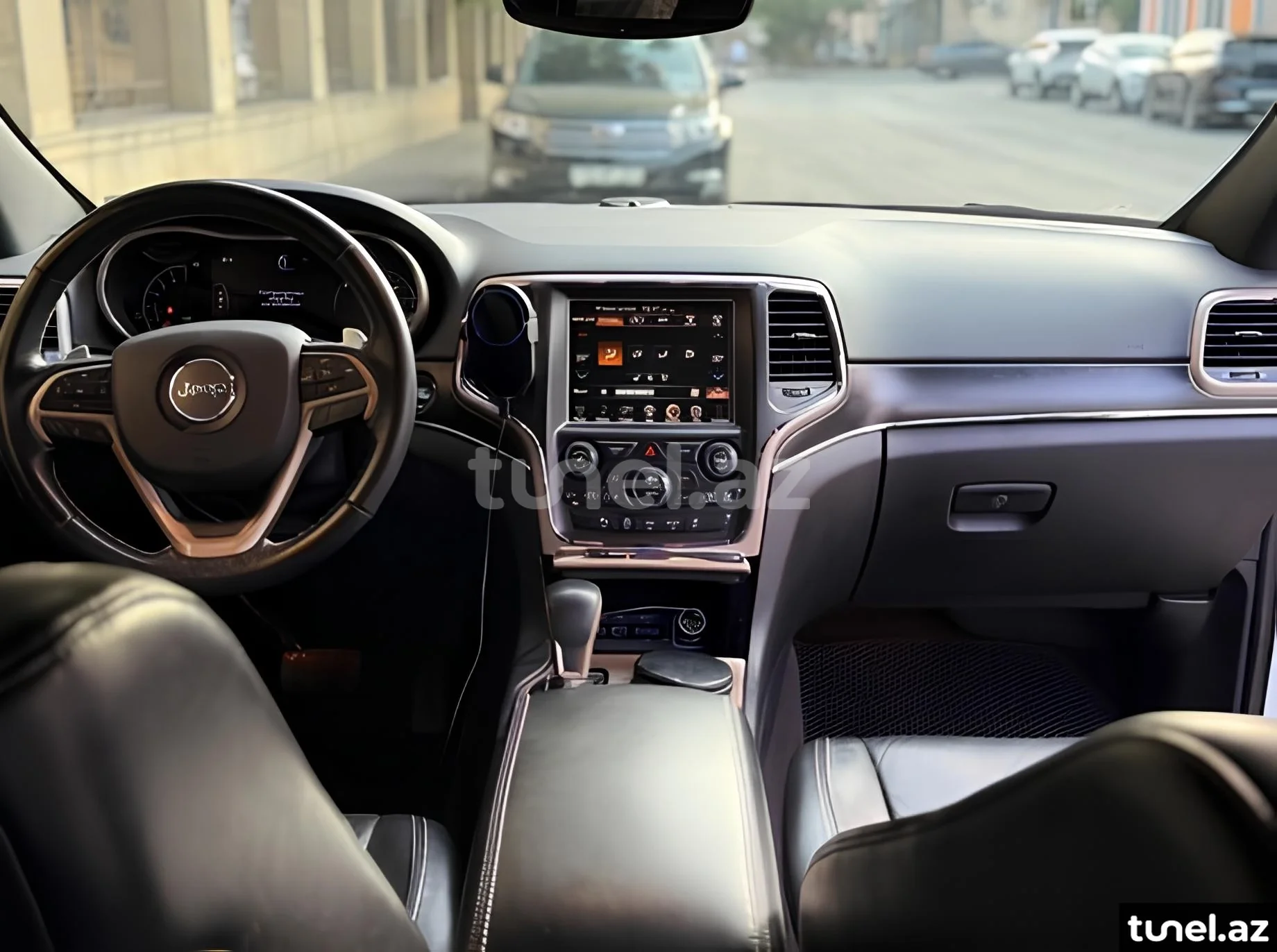 Jeep Grand Cherokee 2016