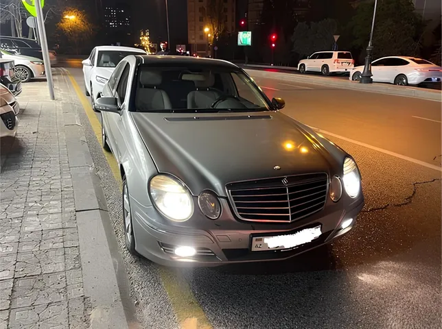 Mercedes E 350, 3.5 L, 2006 i̇l, 290 000 km, Bakı - Qiymət: 13 800 ₼ - Tunel.az