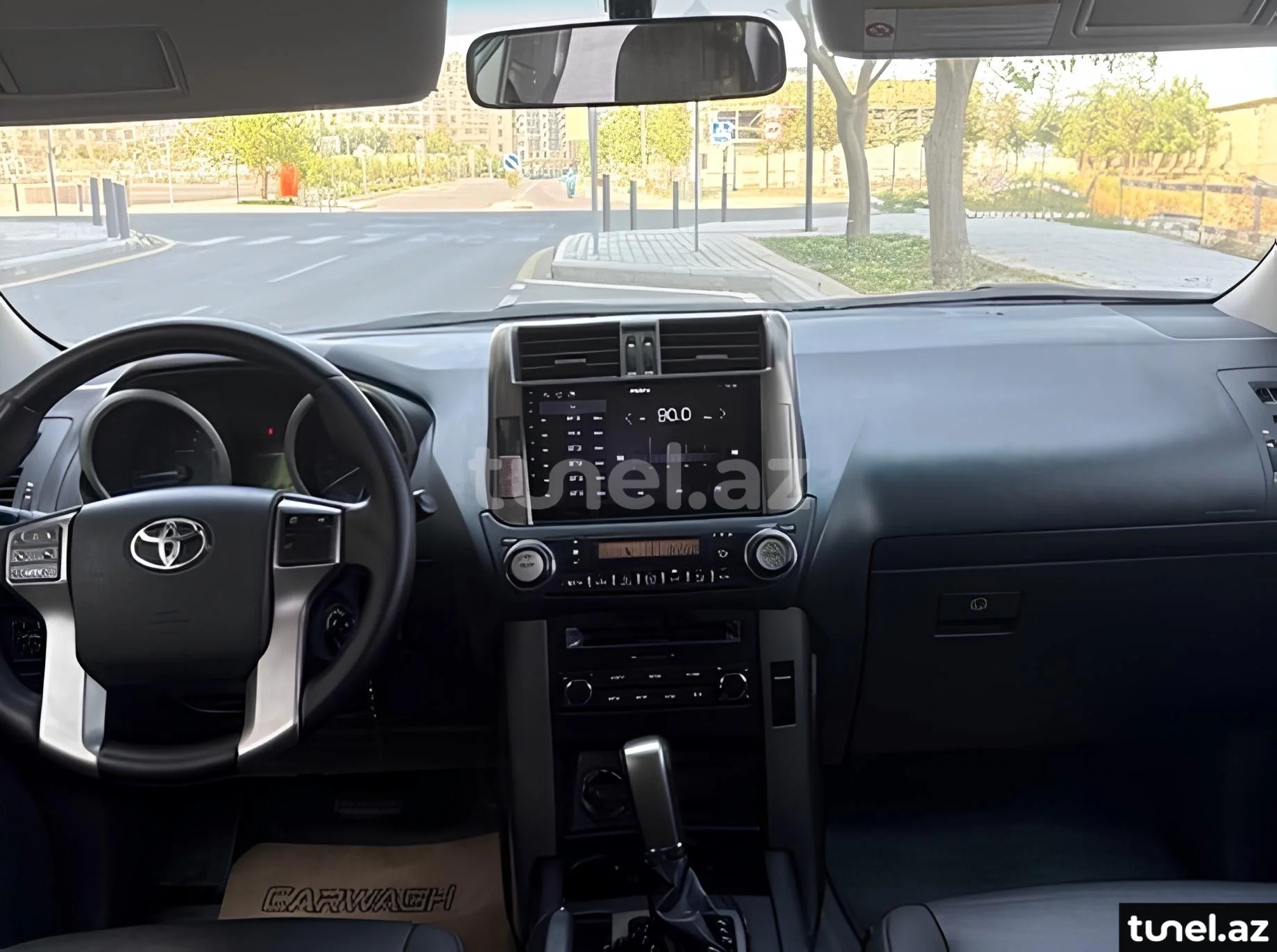 Toyota Land Cruiser Prado 2012