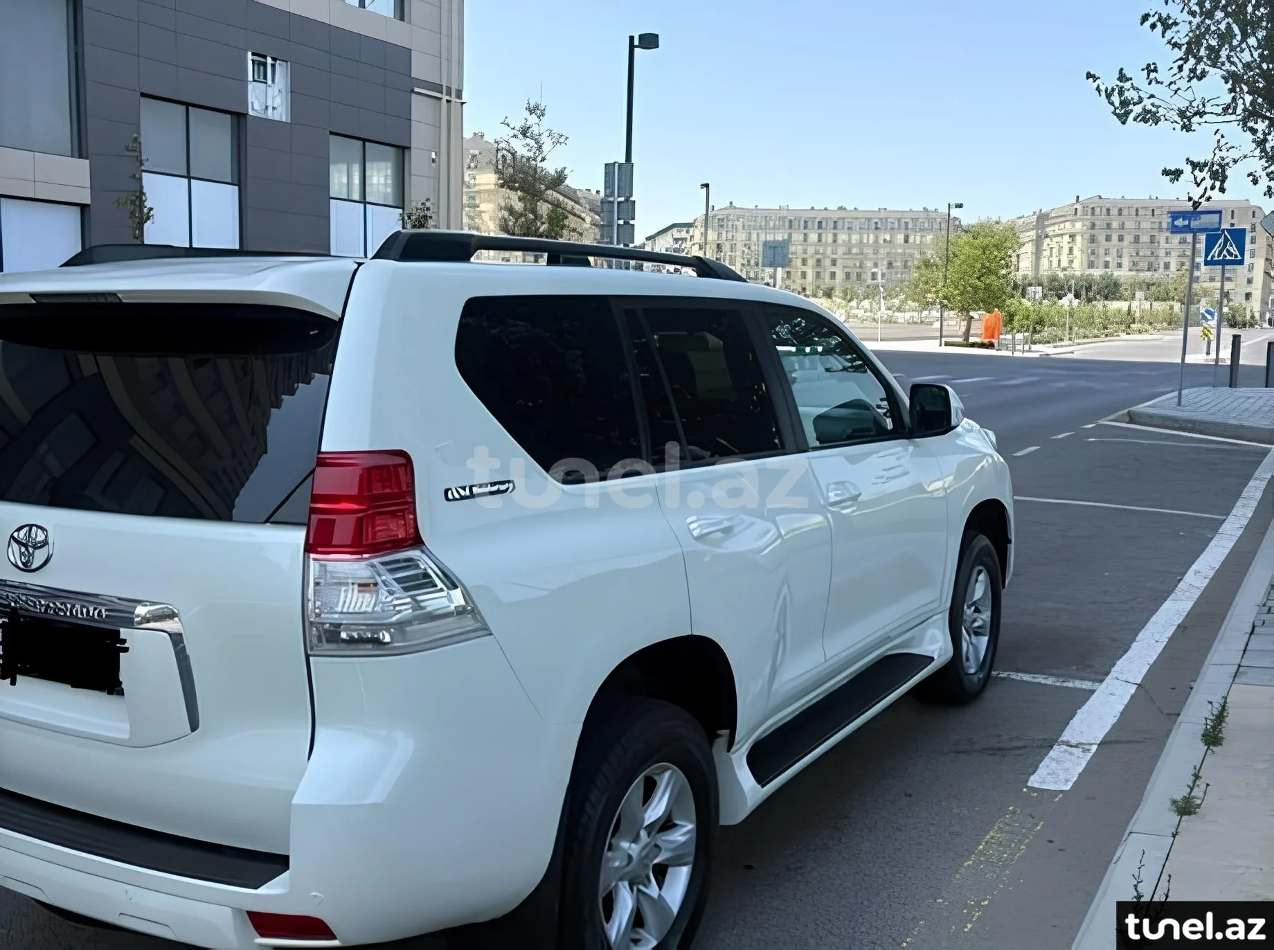 Toyota Land Cruiser Prado 2012