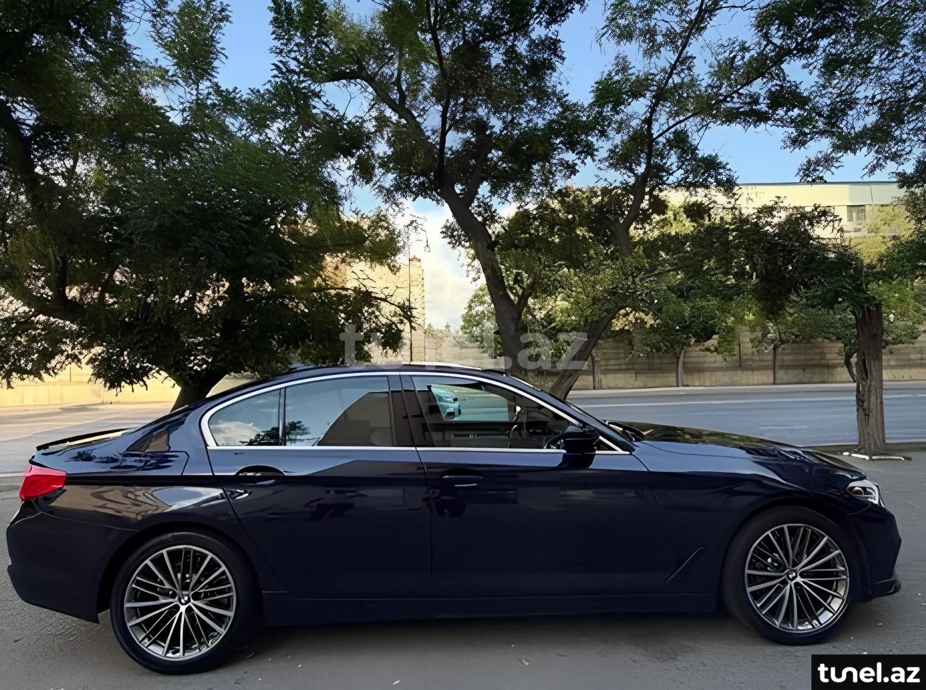 BMW 530 2019