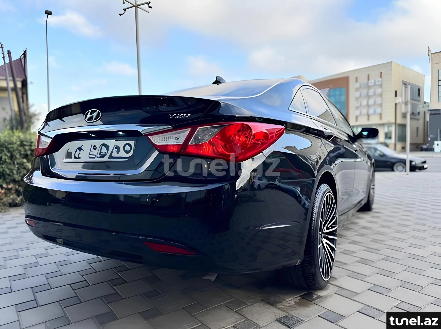 Hyundai Sonata 2011