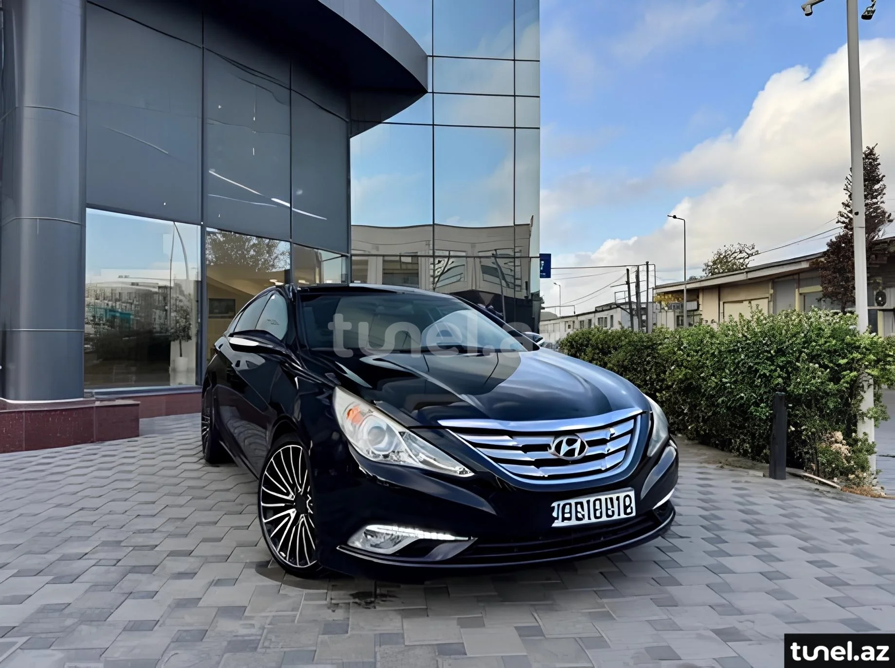Hyundai Sonata 2011