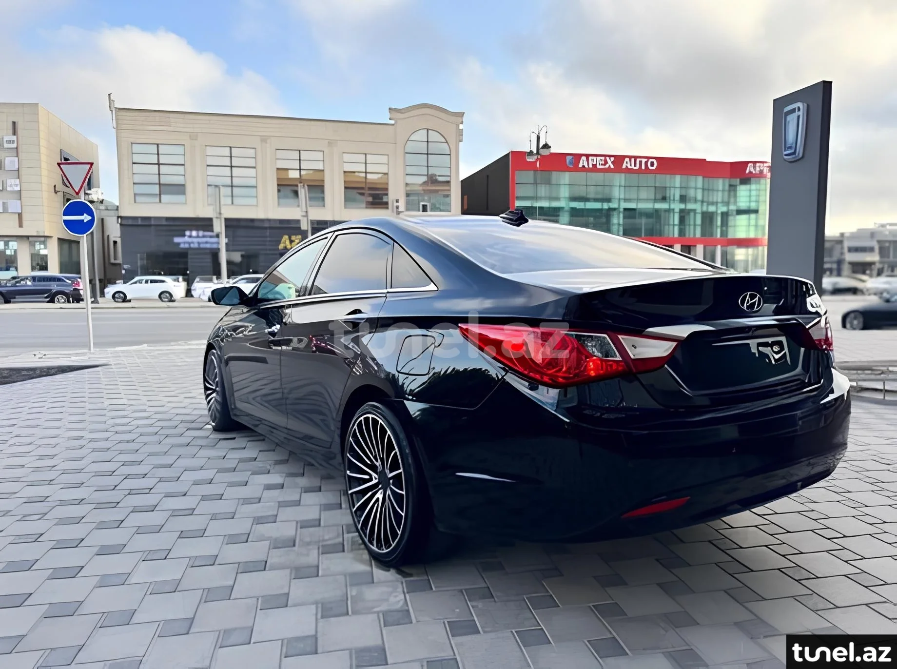 Hyundai Sonata 2011