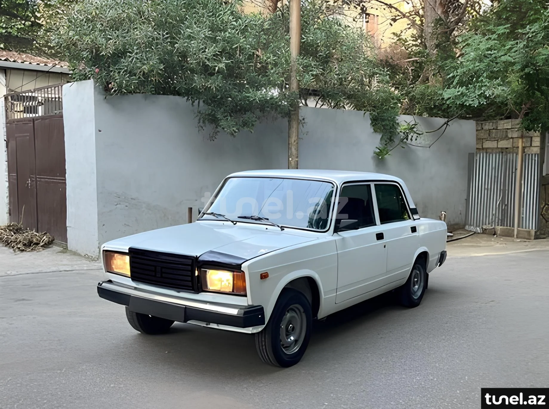 LADA (VAZ) 2107 2004