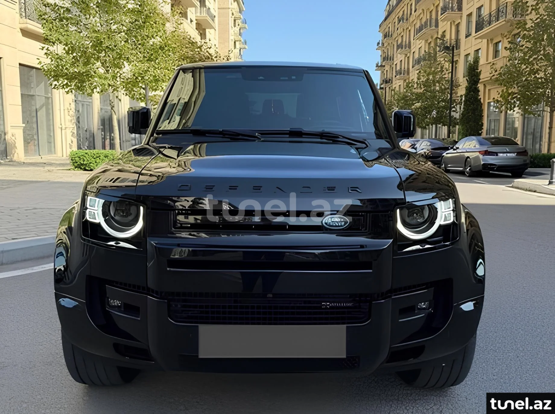 Land Rover Defender 2022