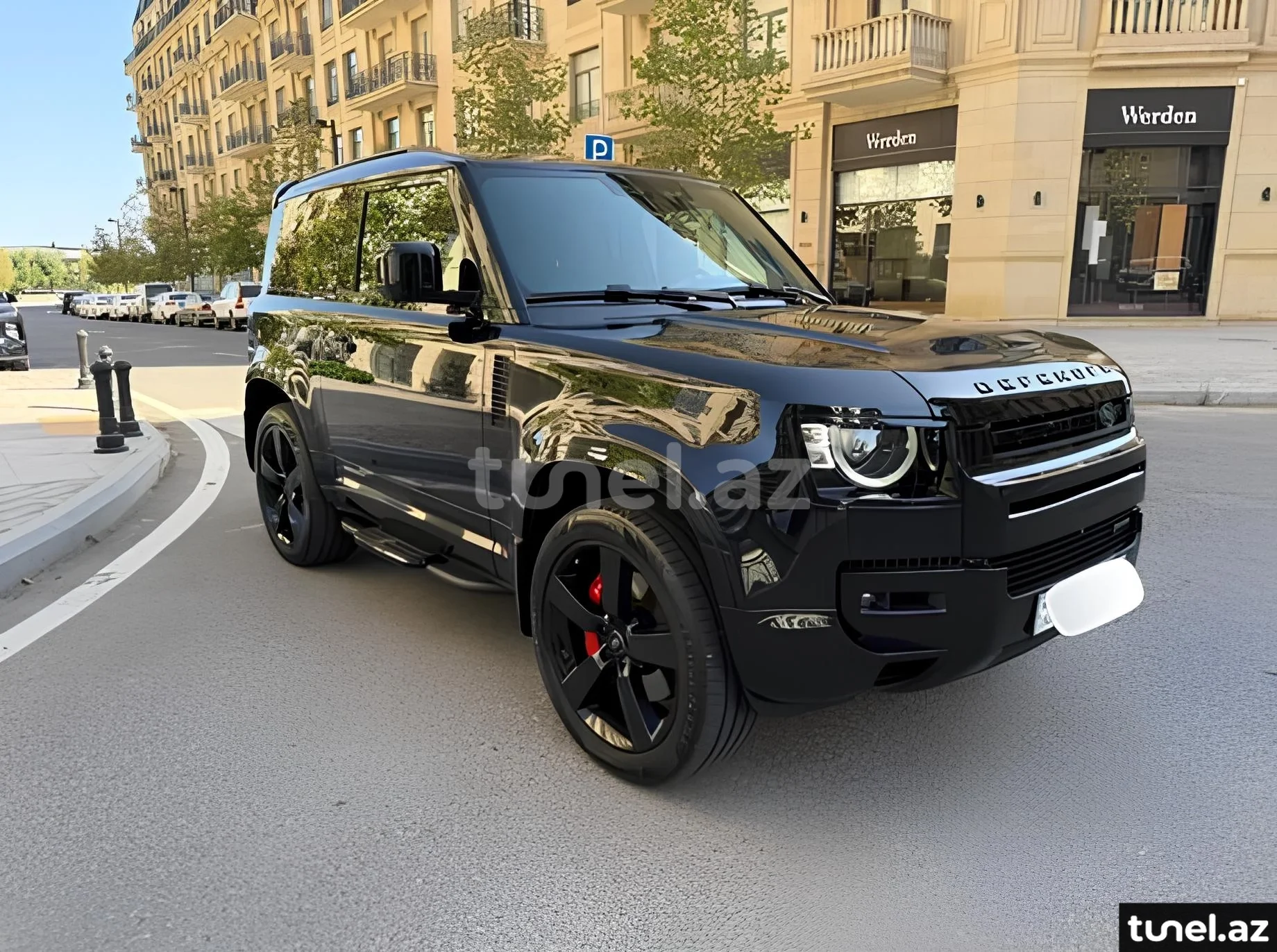 Land Rover Defender 2022