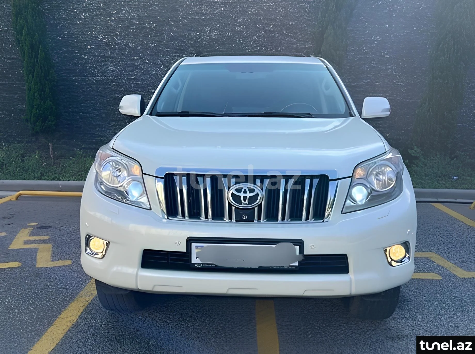 Toyota Land Cruiser Prado 2011