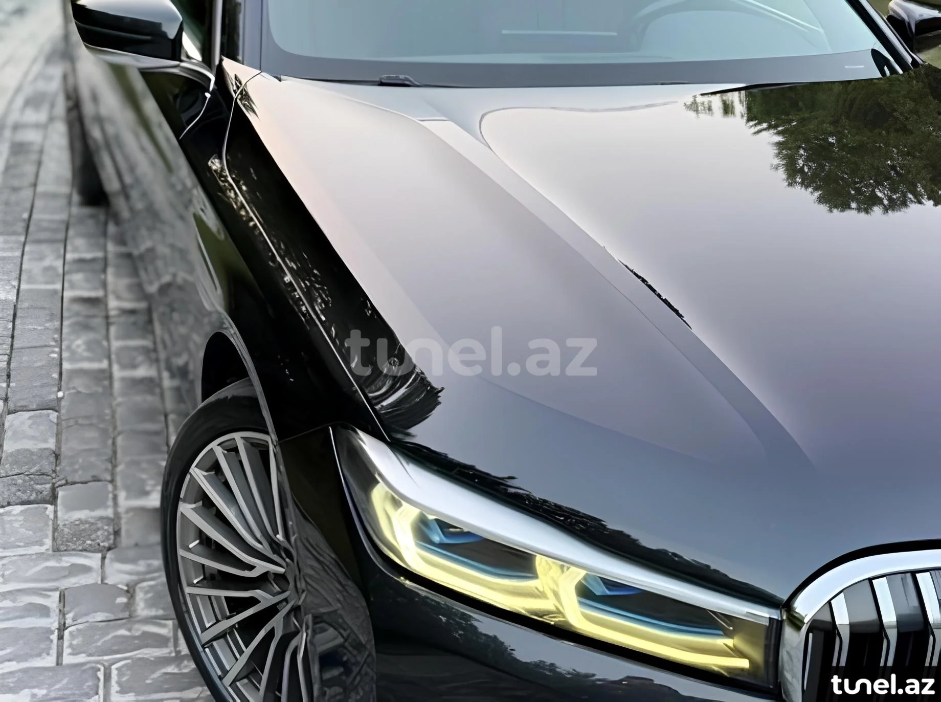 BMW 740 2019