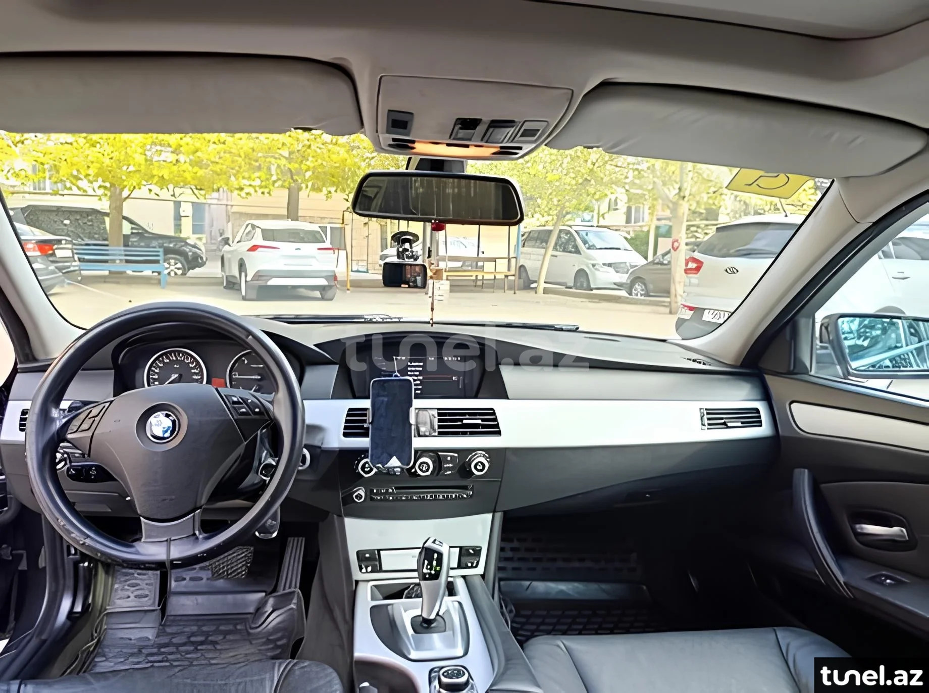 BMW 520 2009