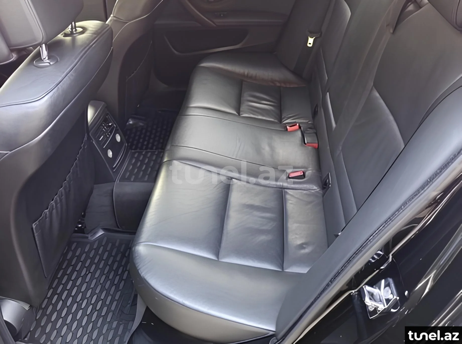 BMW 520 2009
