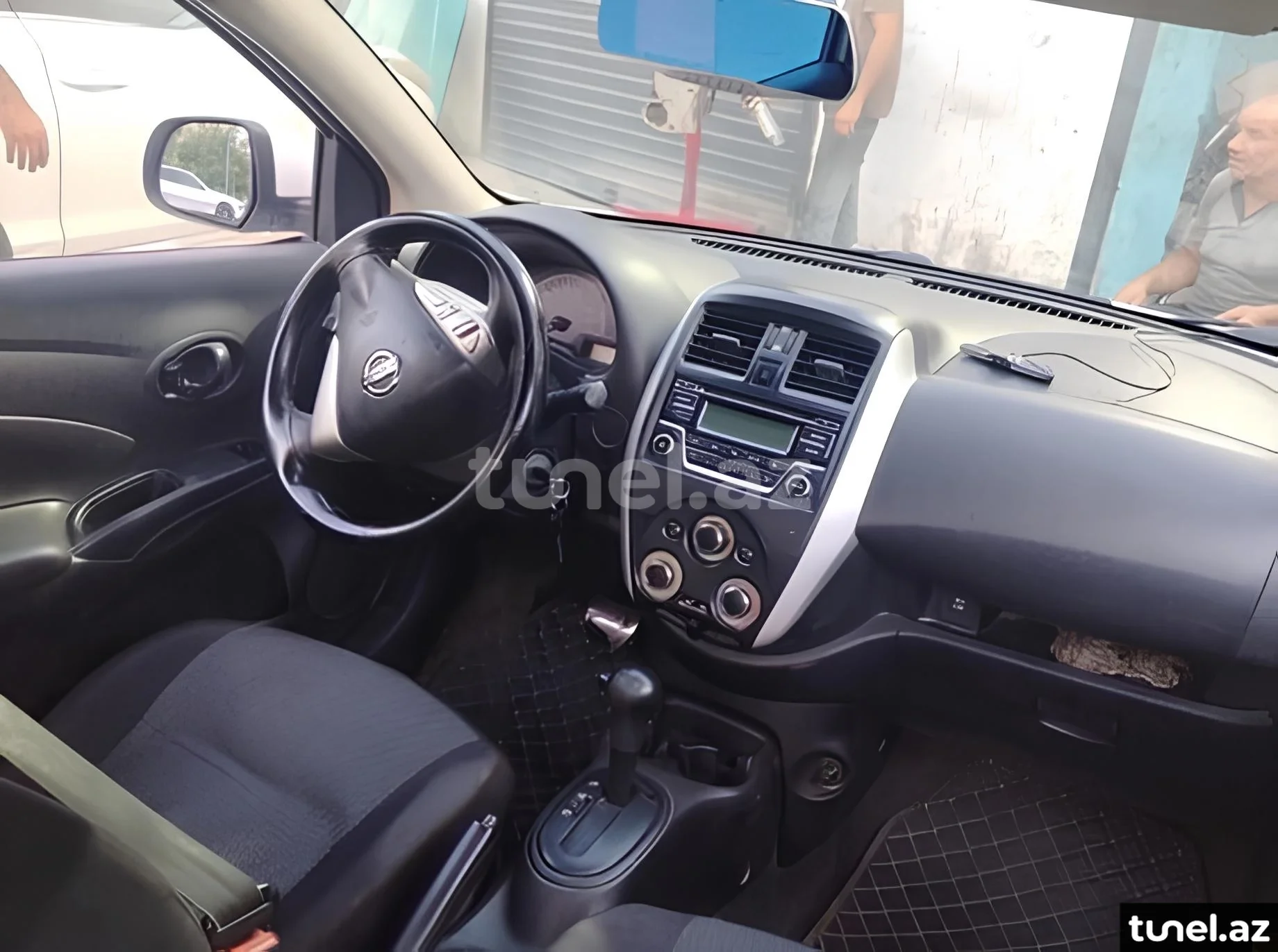 Nissan Sunny 2018