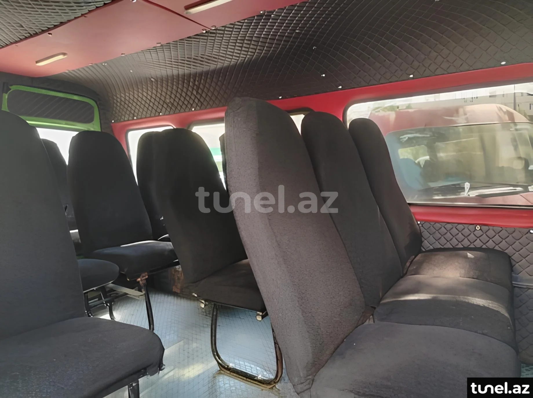 Ford Transit 2000