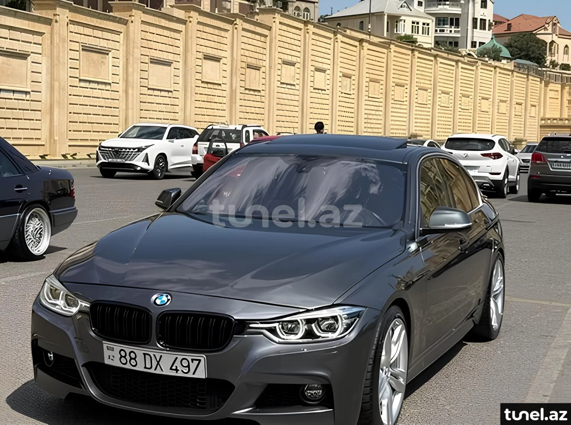 BMW 330 2018