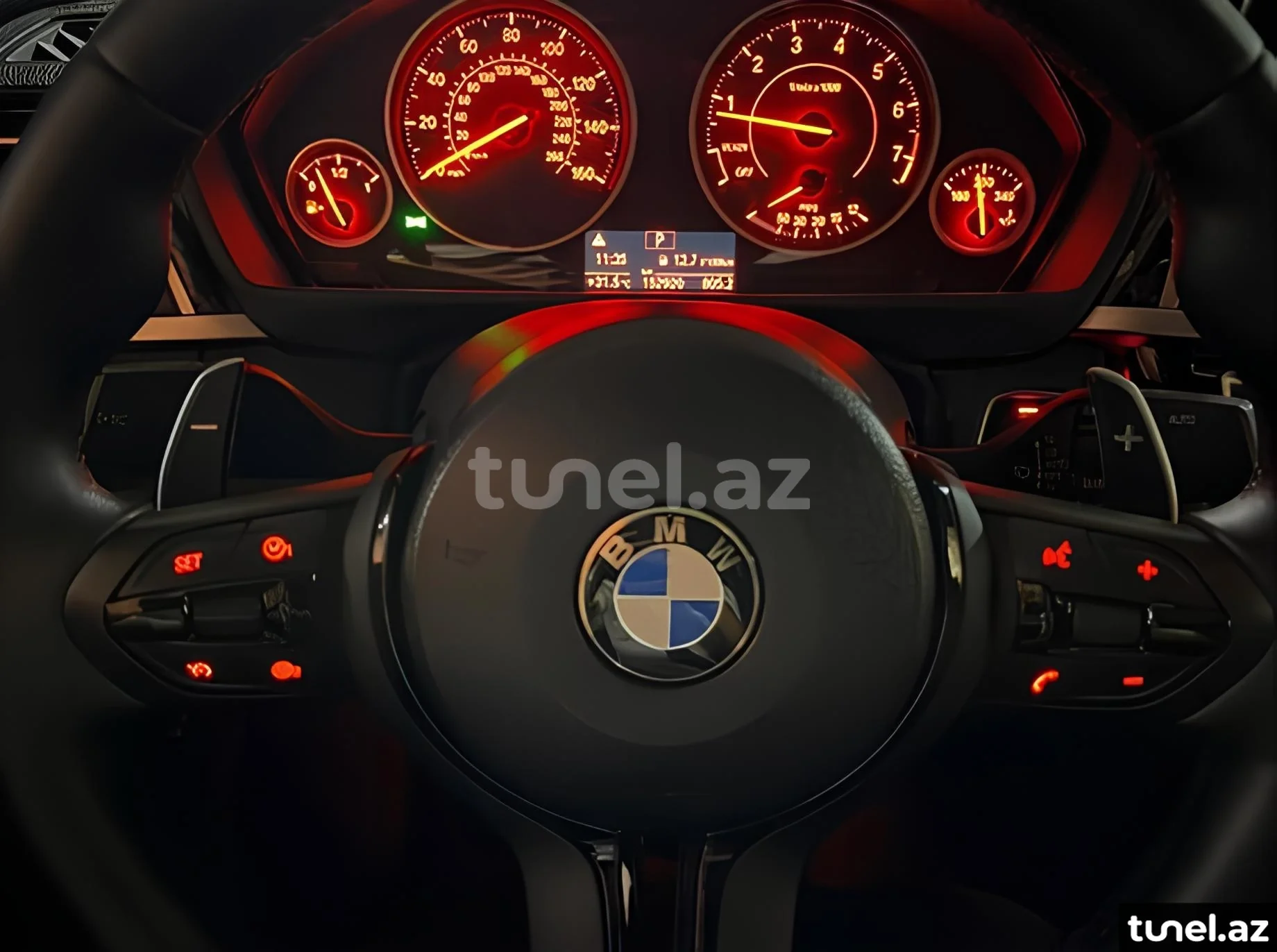 BMW 330 2018
