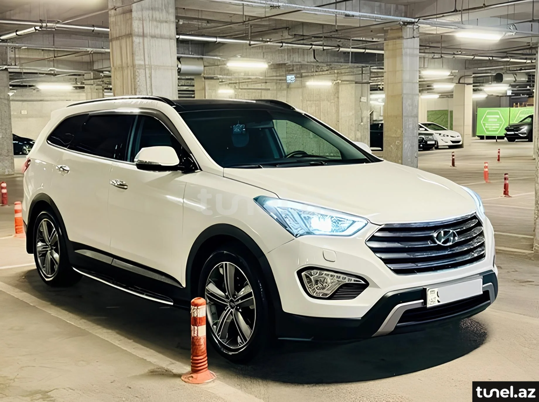 Hyundai Grand Santa Fe 2014